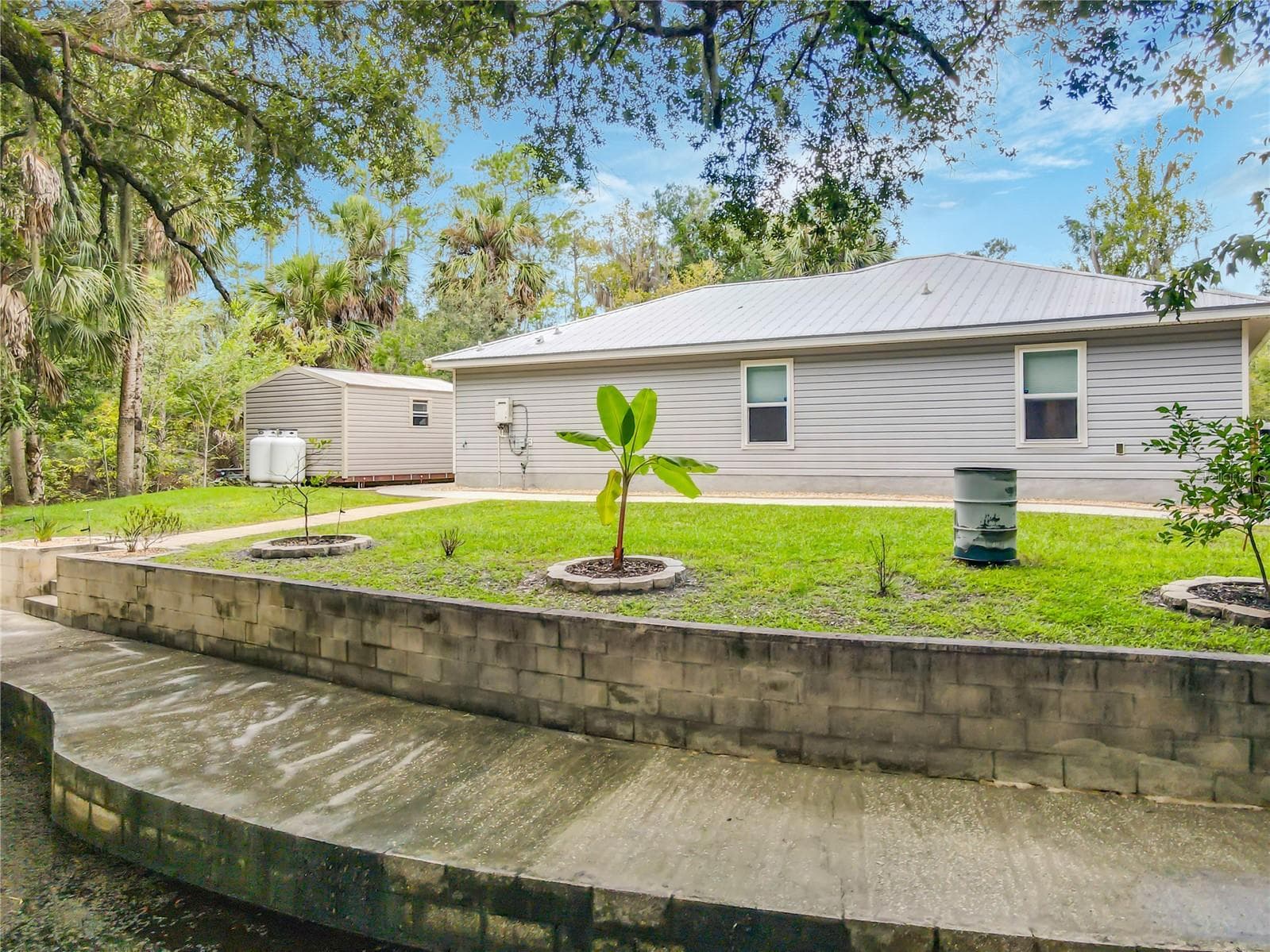 Single Family Residence at 2863 CANAL RD, DELAND, photo 65 of 76