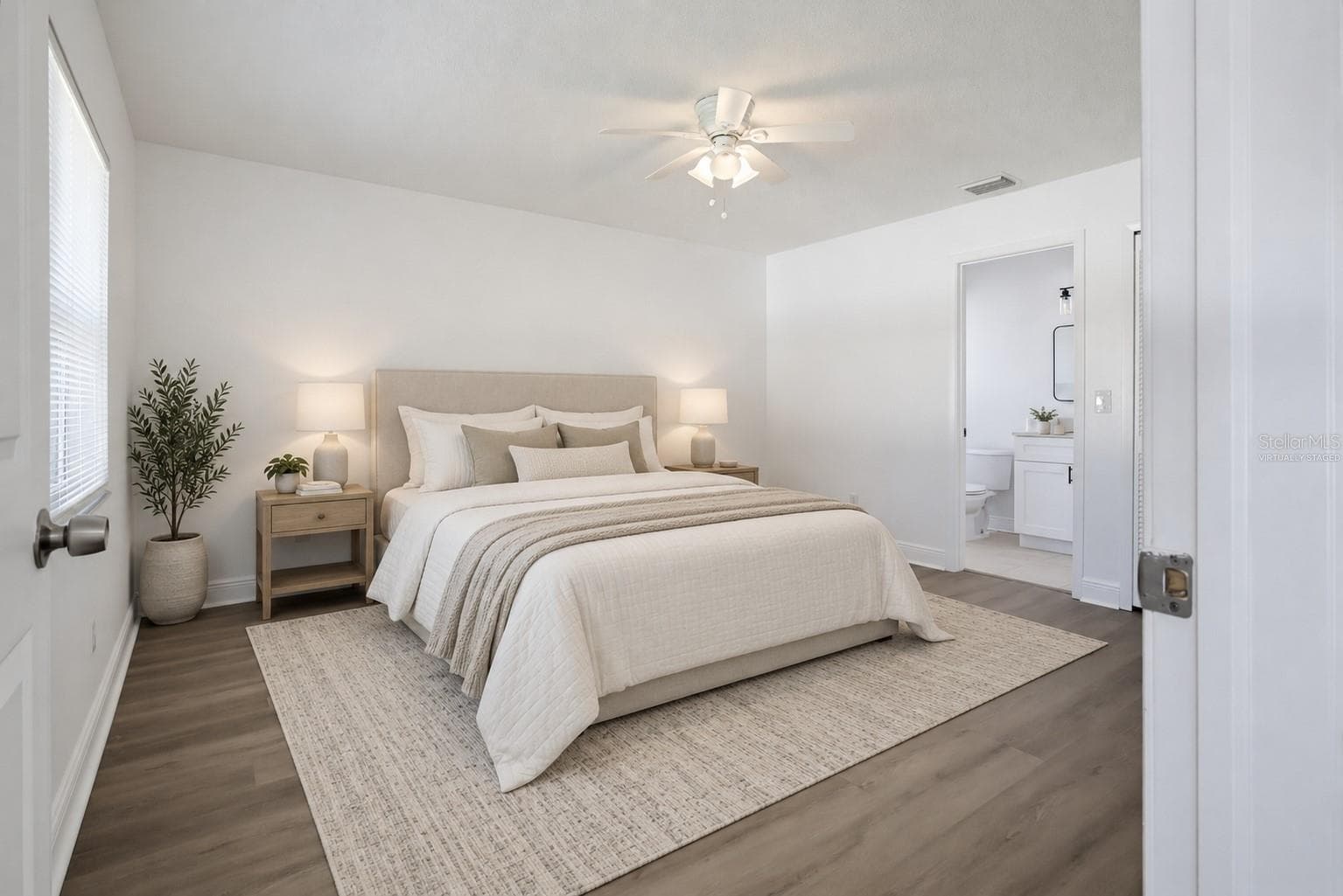 Virtually Staged / Master Bedroom - 1060 DEES DR, OVIEDO
