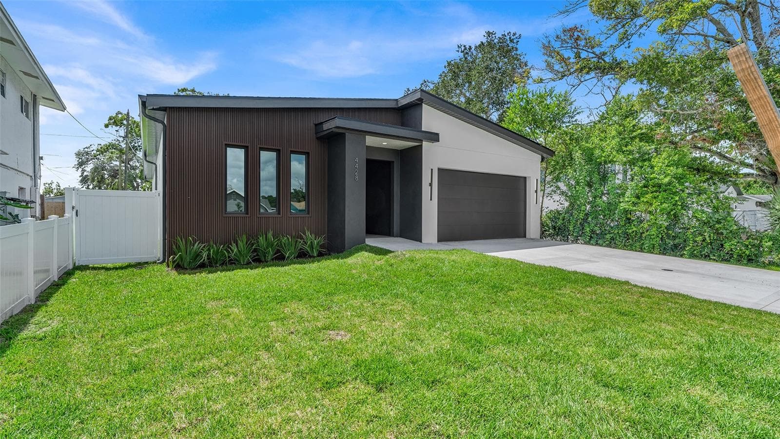 Single Family Residence at 4428 57TH AVE N, ST PETERSBURG, photo 36 of 38