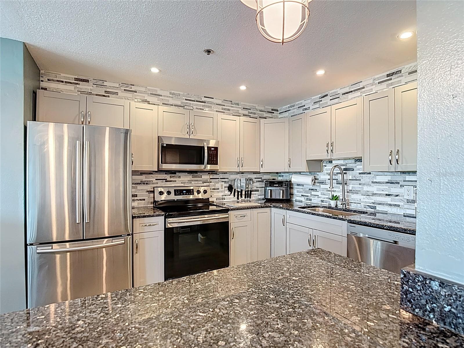 Condominium at 5722 BISCAYNE CT #304, NEW PORT RICHEY, photo 17 of 100