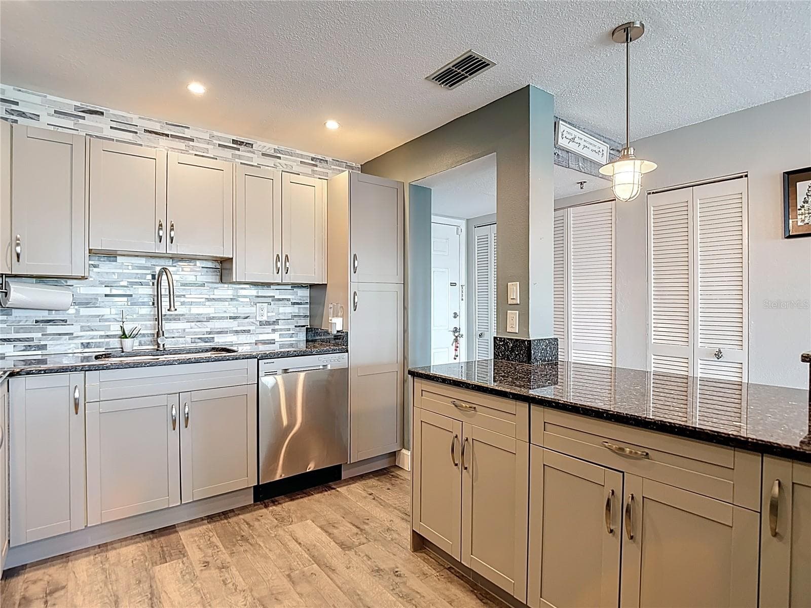 Condominium at 5722 BISCAYNE CT #304, NEW PORT RICHEY, photo 21 of 100
