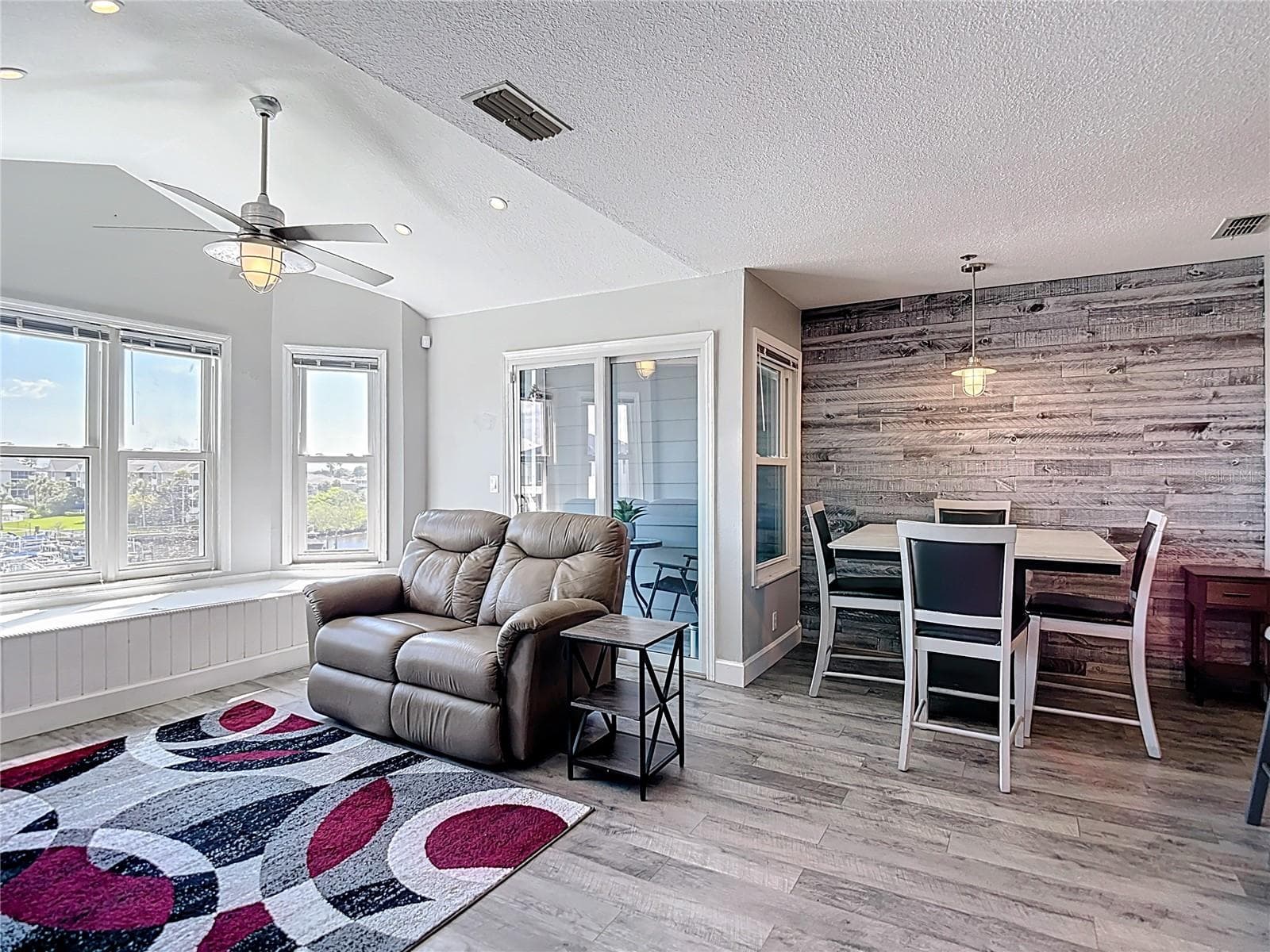 Condominium at 5722 BISCAYNE CT #304, NEW PORT RICHEY, photo 32 of 100