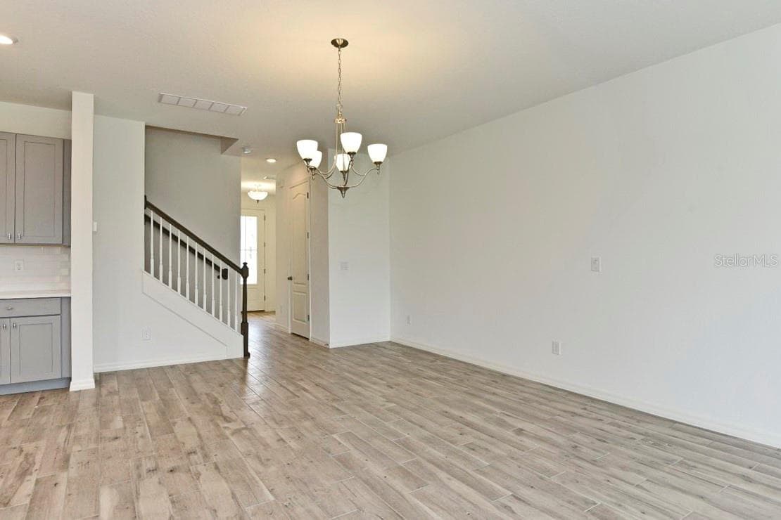 Townhouse at 720 BENOI DR, DAVENPORT, photo 5 of 42