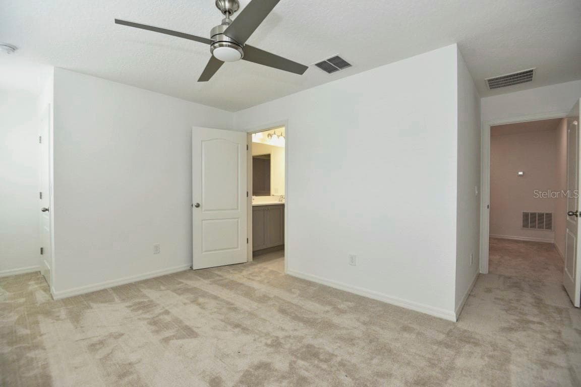 Townhouse at 720 BENOI DR, DAVENPORT, photo 21 of 42