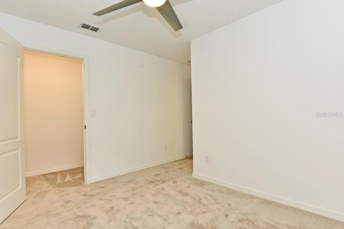 Townhouse at 720 BENOI DR, DAVENPORT, photo 25 of 42