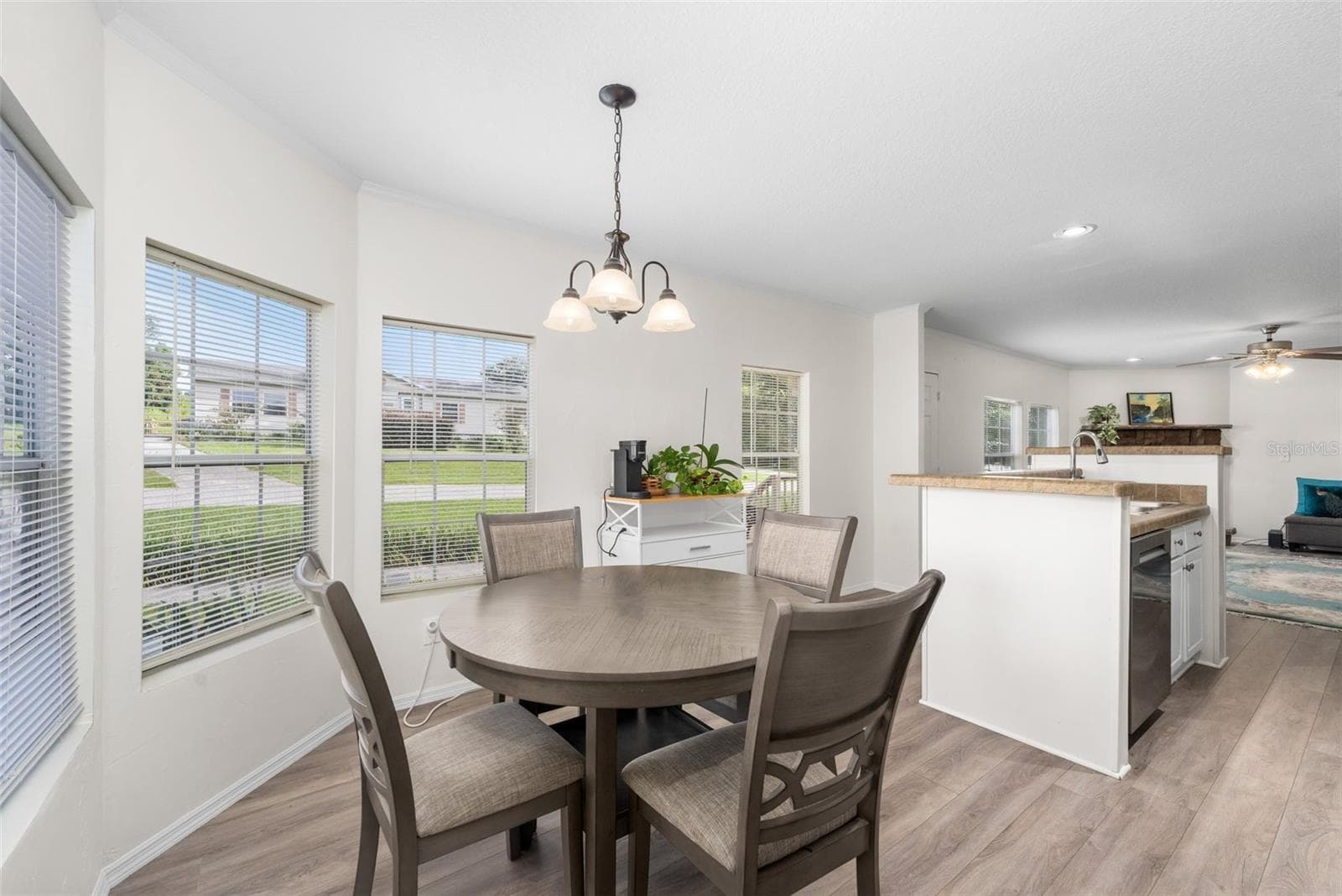 Manufactured Home at 12923 NW 151ST RD, ALACHUA, photo 5 of 16