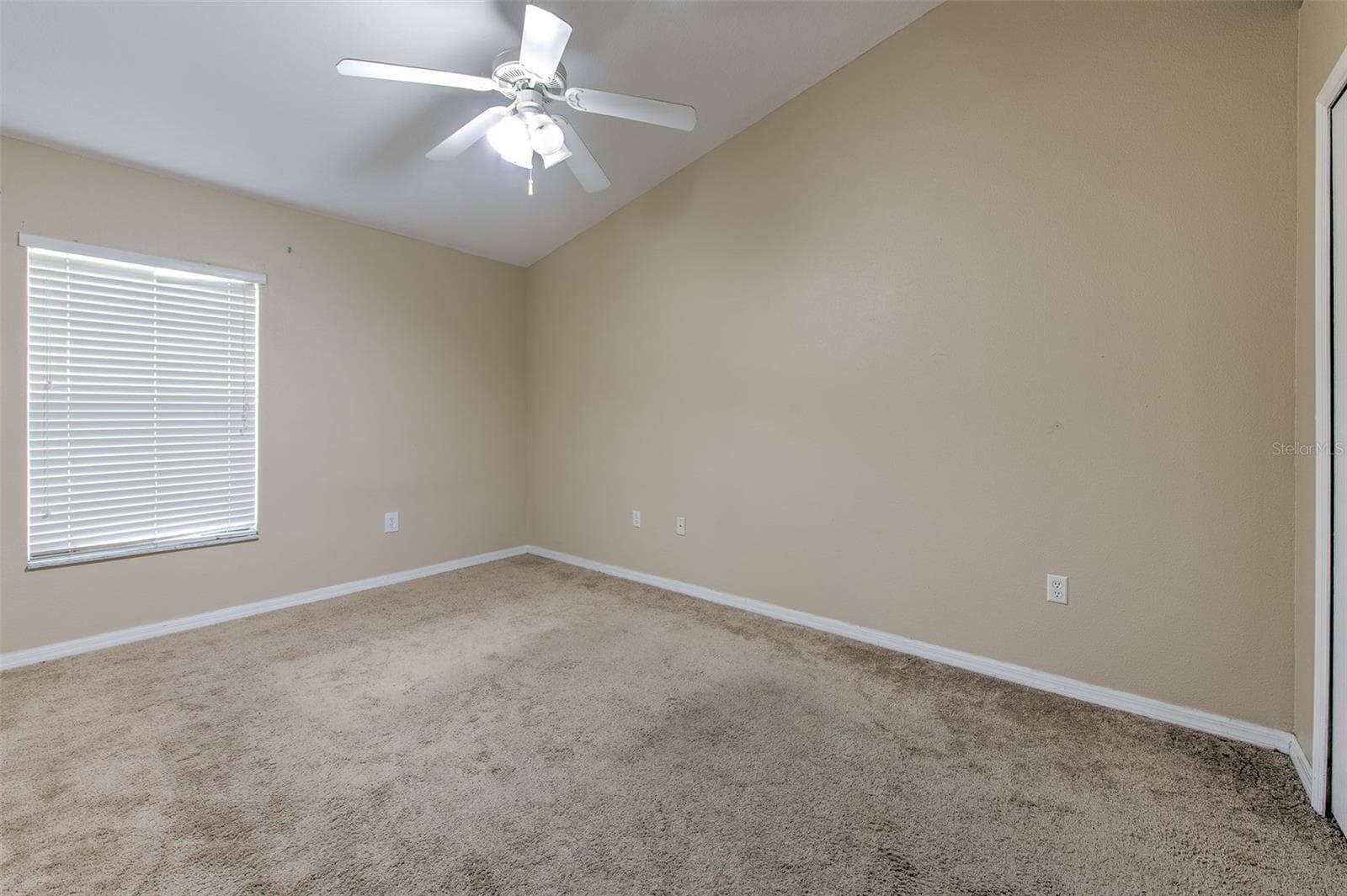 Single Family Residence at 3945 HAMPTON HILLS DR, LAKELAND, photo 15 of 33