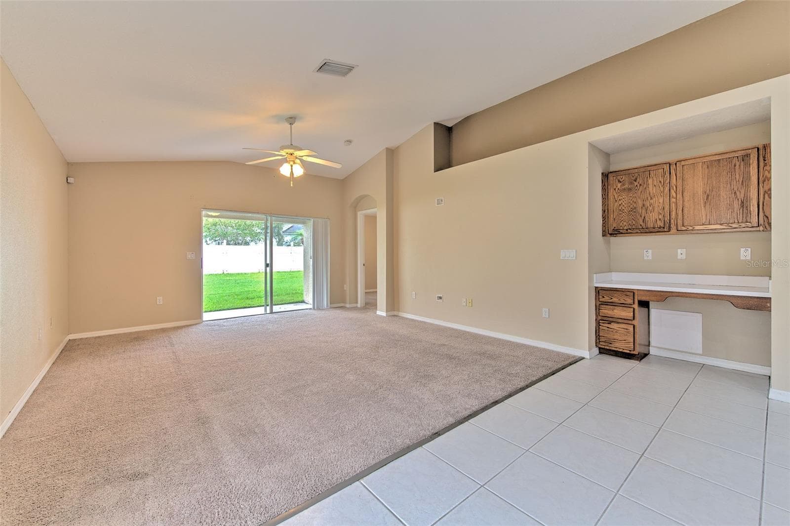 Single Family Residence at 3945 HAMPTON HILLS DR, LAKELAND, photo 22 of 33