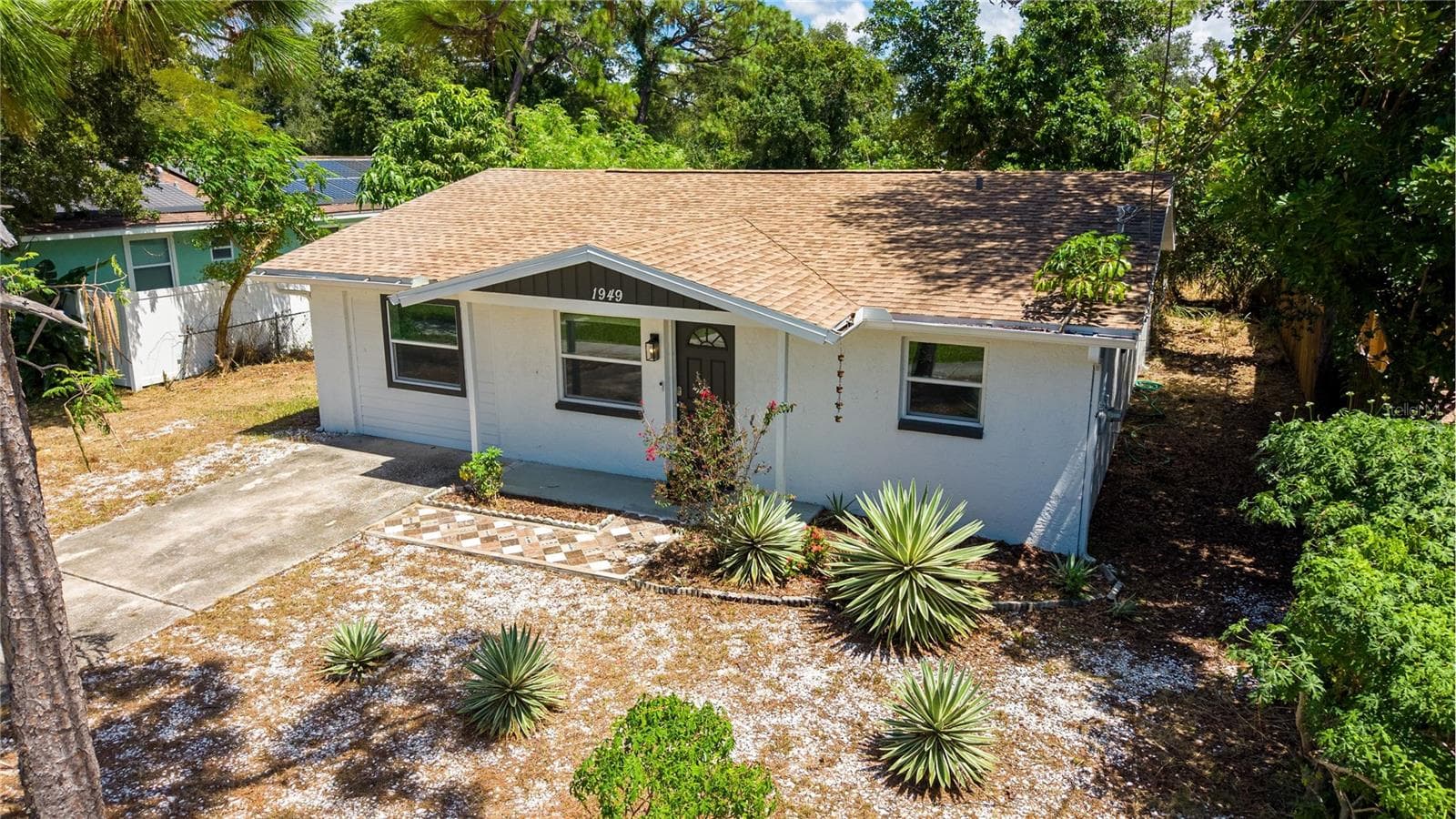 Single Family Residence at 1949 TROTTER RD, LARGO, photo 6 of 35