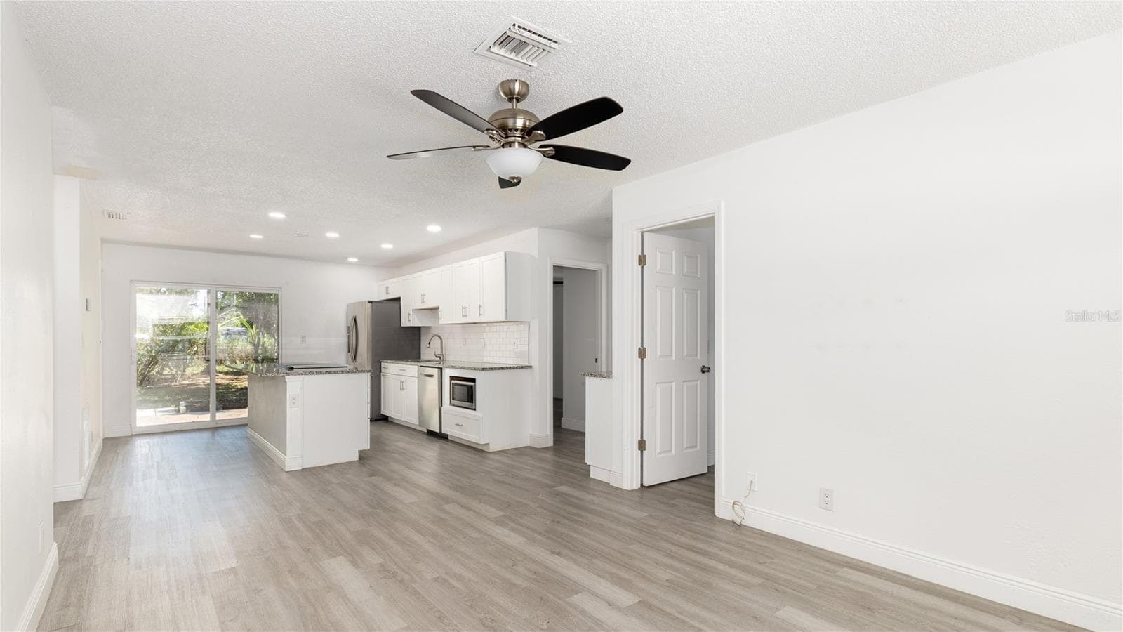 Single Family Residence at 1949 TROTTER RD, LARGO, photo 10 of 35