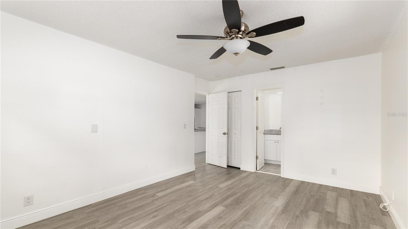 Single Family Residence at 1949 TROTTER RD, LARGO, photo 18 of 35