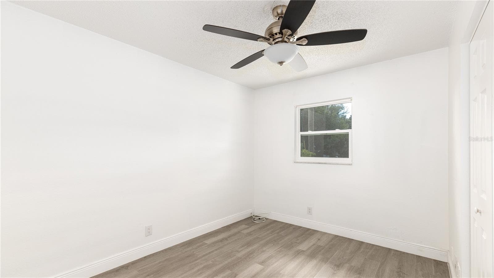 Single Family Residence at 1949 TROTTER RD, LARGO, photo 20 of 35
