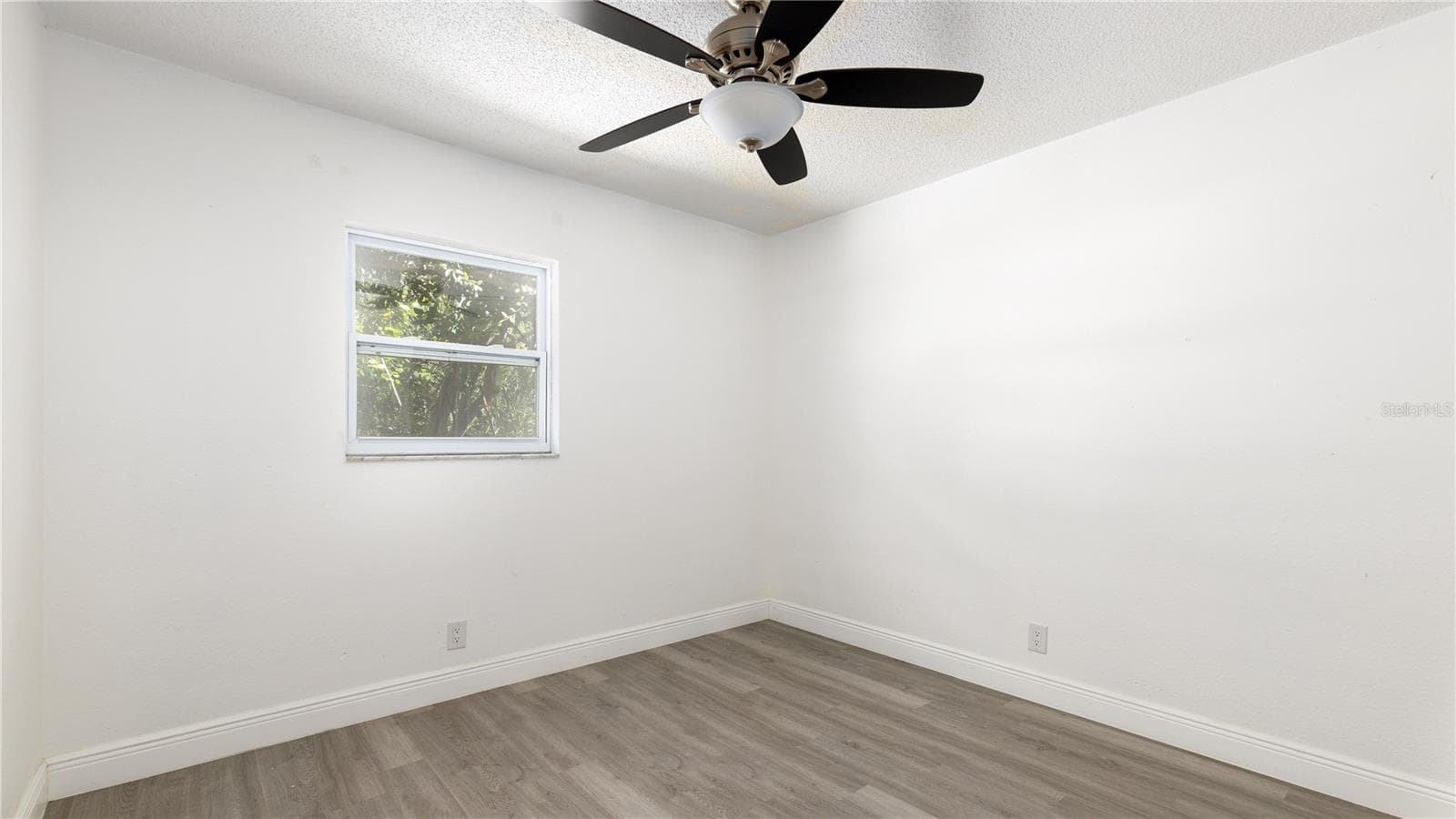 Single Family Residence at 1949 TROTTER RD, LARGO, photo 23 of 35