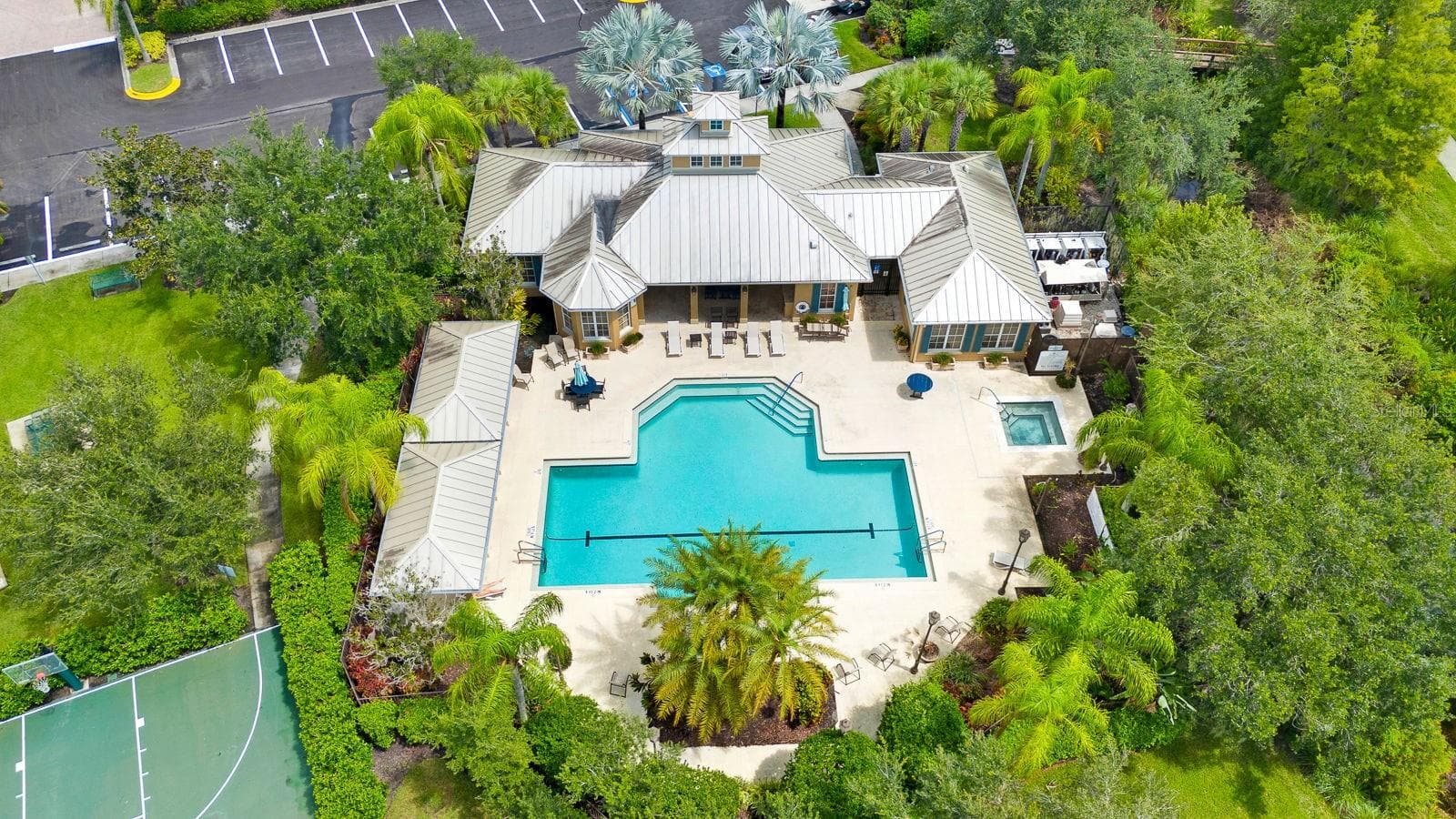 Clubhouse Pool - 11770 FENNEMORE WAY, PARRISH