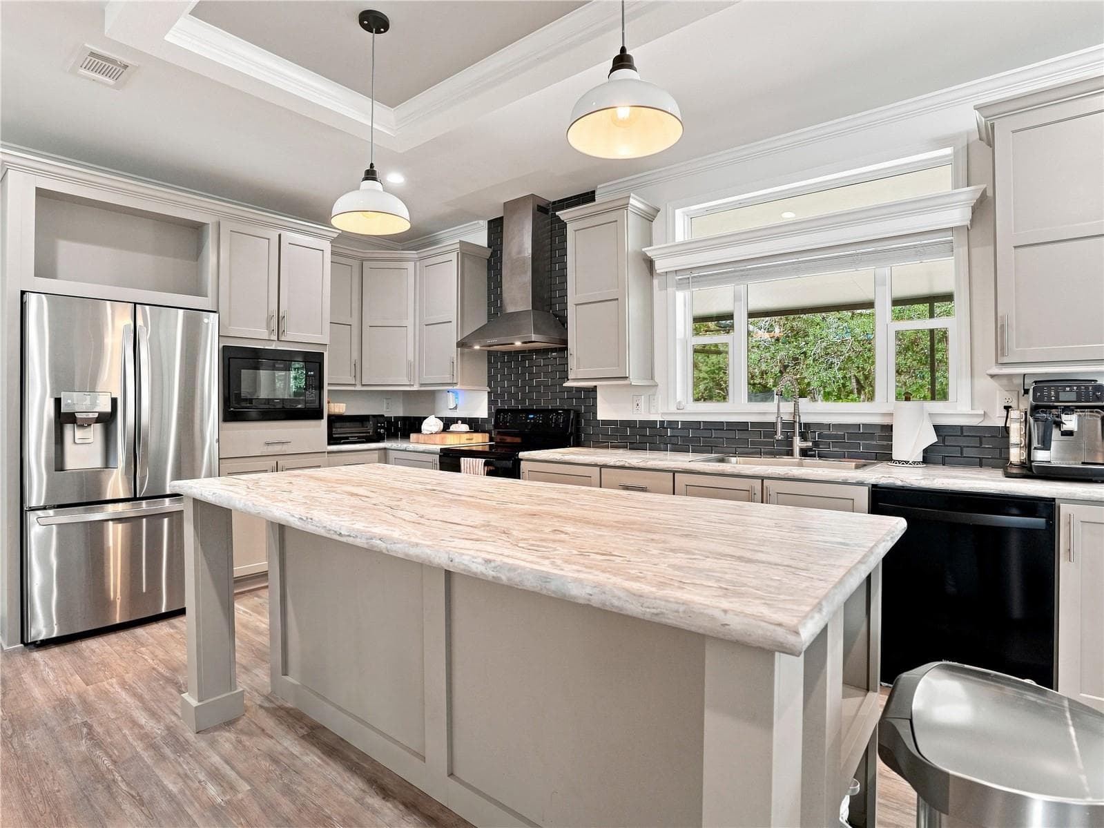 Manufactured Home at 341 SUNCOAST BLVD, SPRING HILL, photo 15 of 52