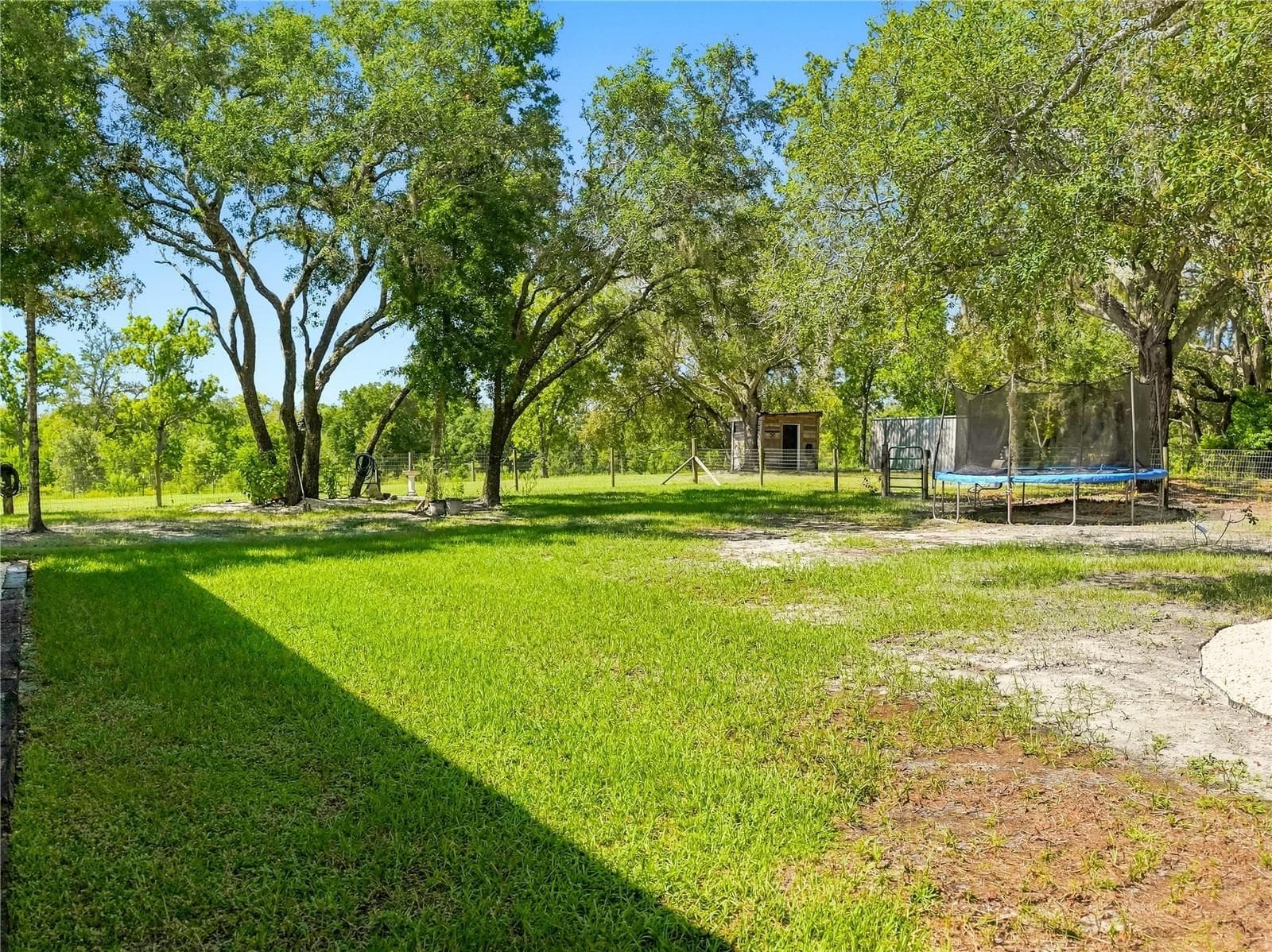 Manufactured Home at 341 SUNCOAST BLVD, SPRING HILL, photo 44 of 52