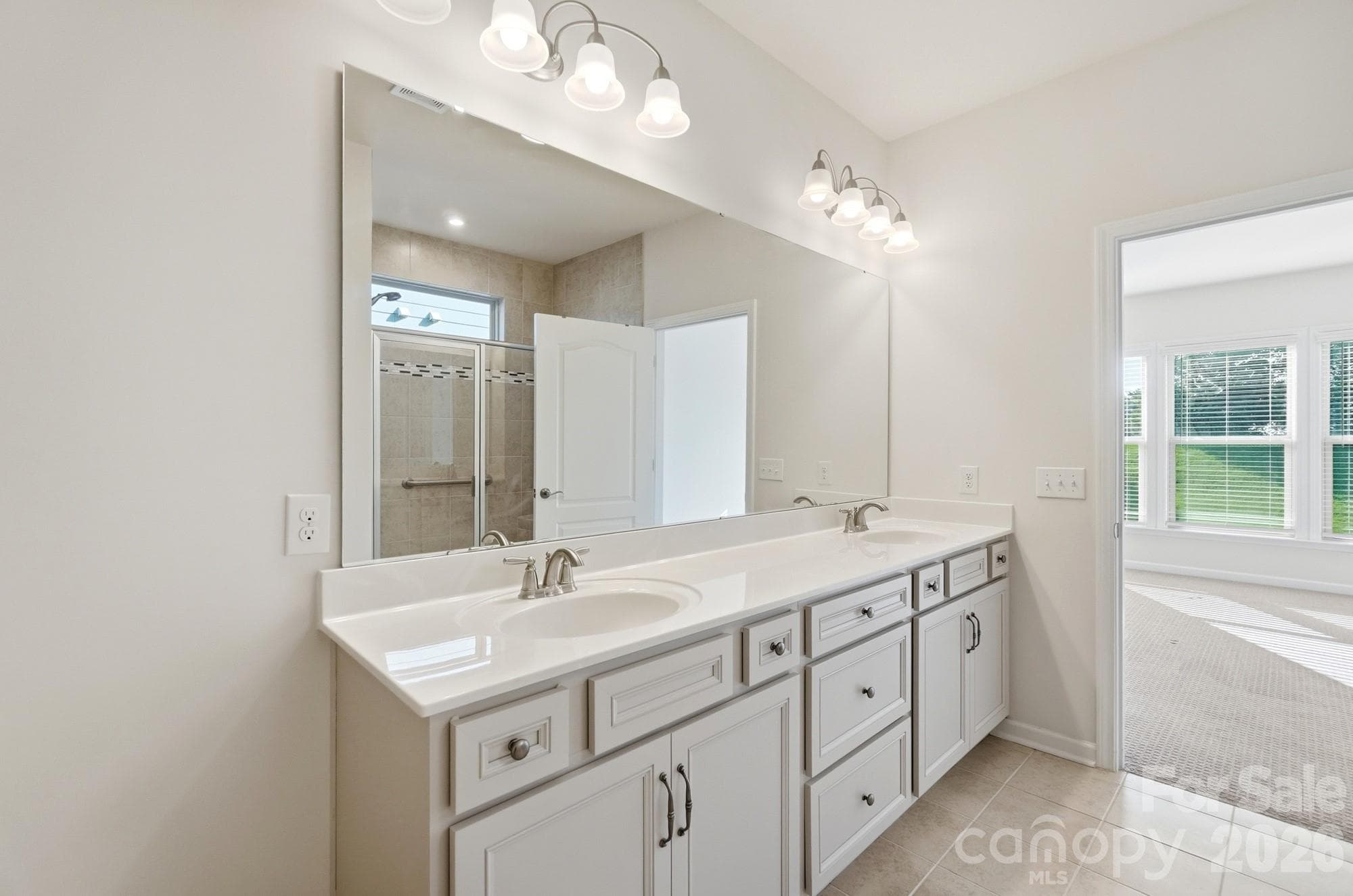 Primary bathroom - 1620 Red Leaf Drive, Fort Mill