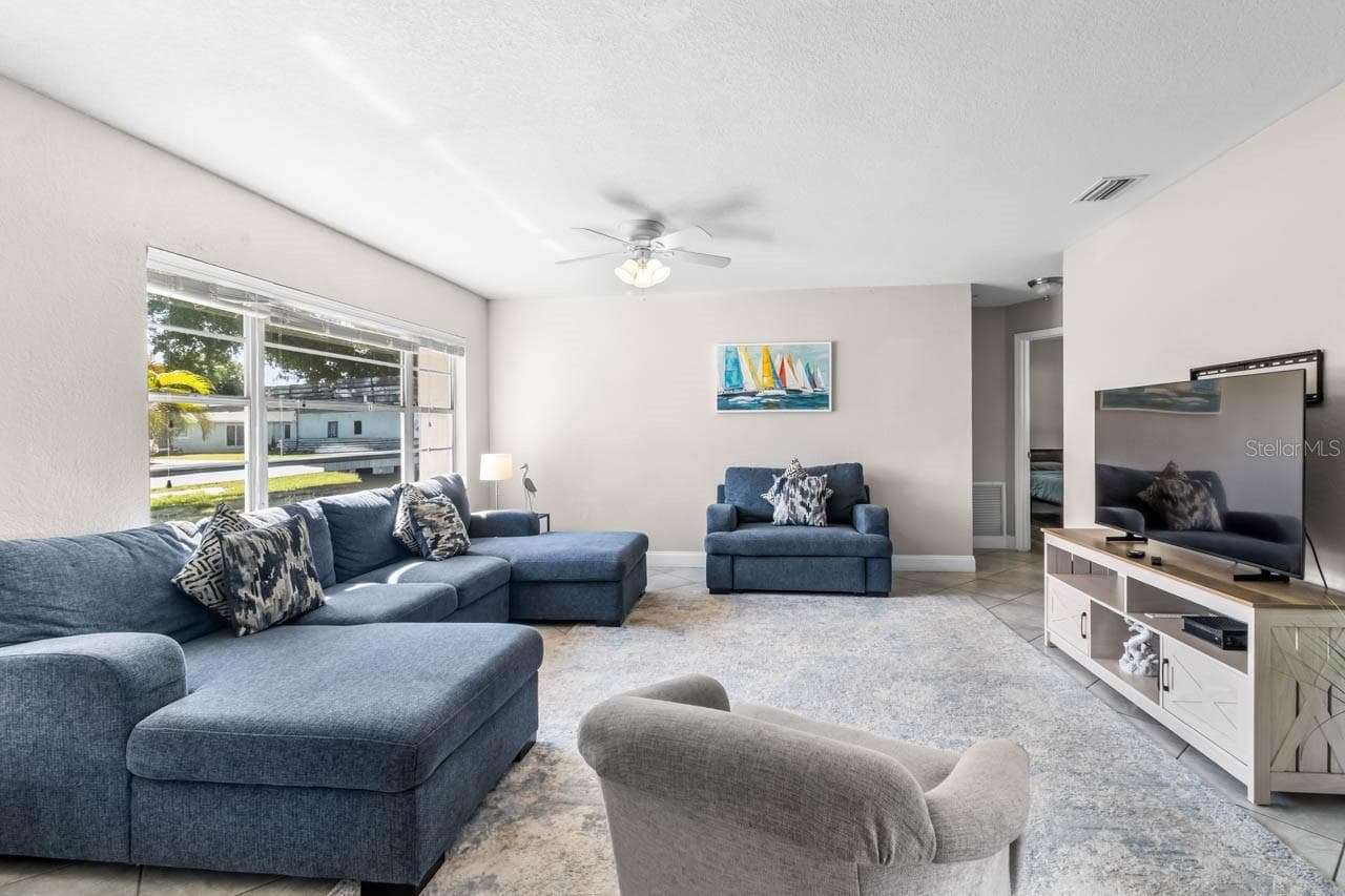 Single Family Residence at 7036 13TH ST E, SARASOTA, photo 5 of 56