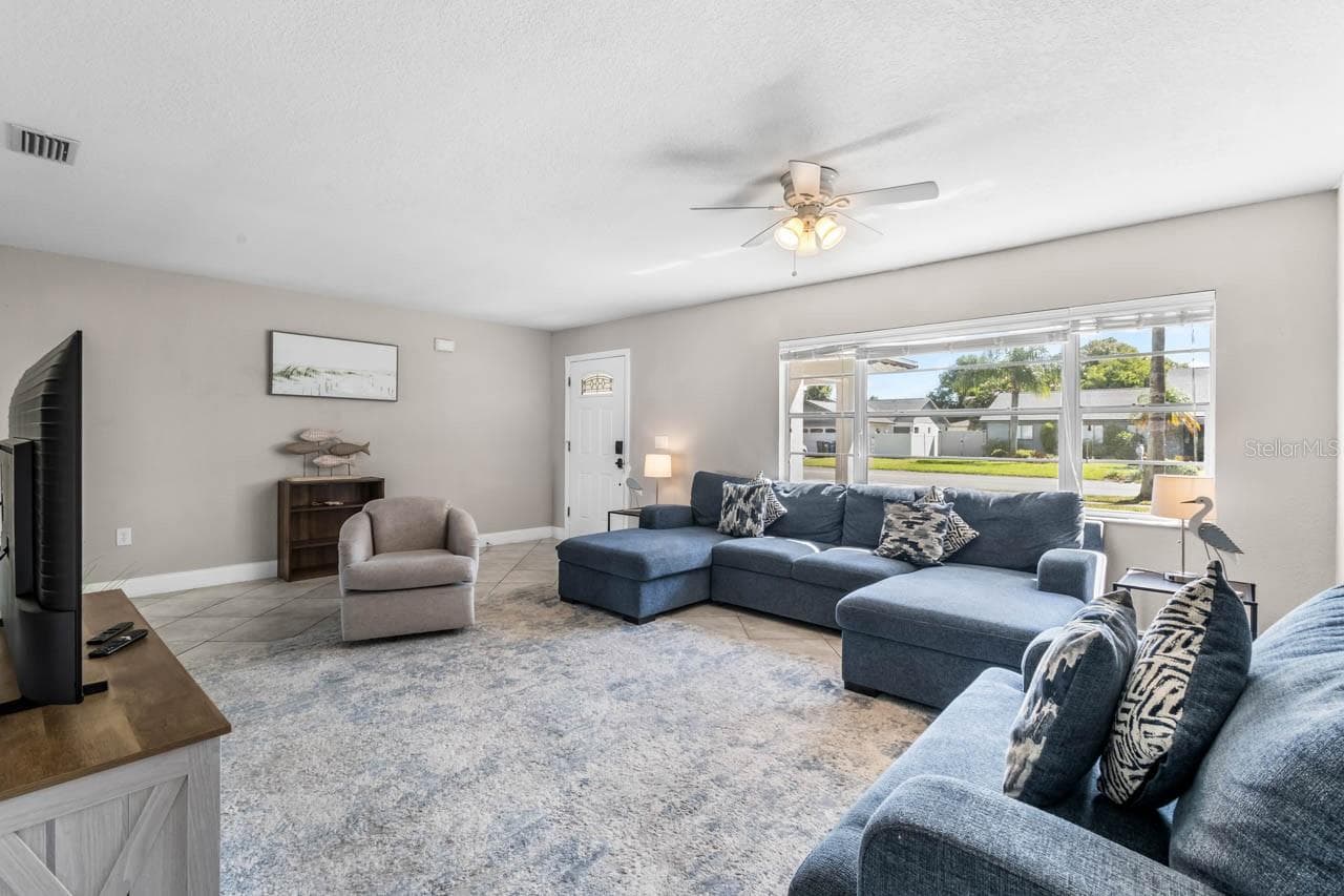 Single Family Residence at 7036 13TH ST E, SARASOTA, photo 7 of 56