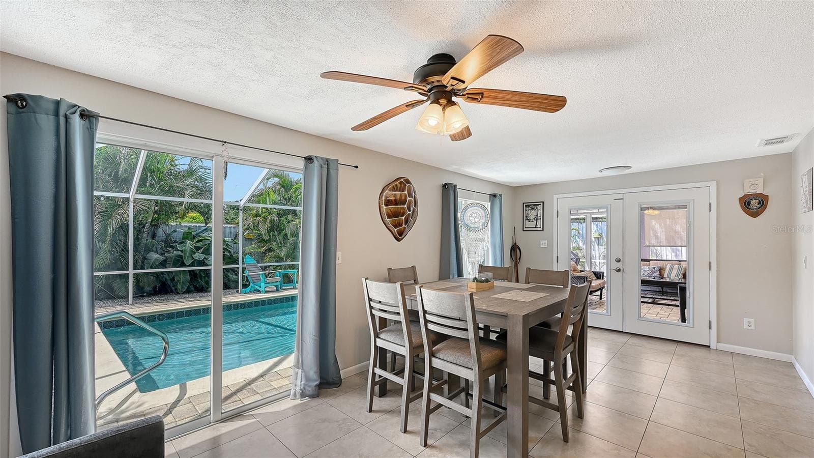 Single Family Residence at 5338 FOXWOOD DR, SARASOTA, photo 10 of 36