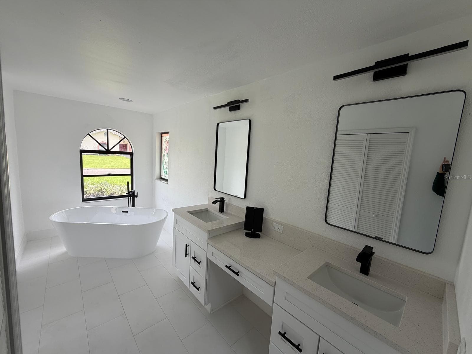 Single Family Residence at 1704 SAGEBRUSH RD, PLANT CITY, photo 19 of 39