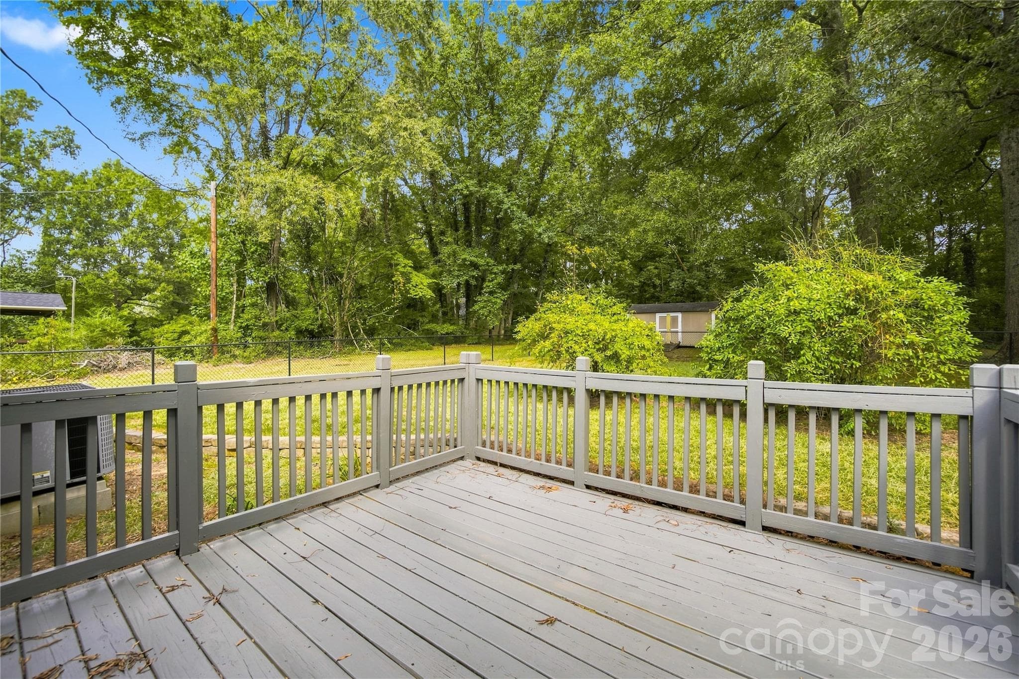 Single Family Residence at 556 Oakhaven Drive, Lancaster, photo 35 of 46
