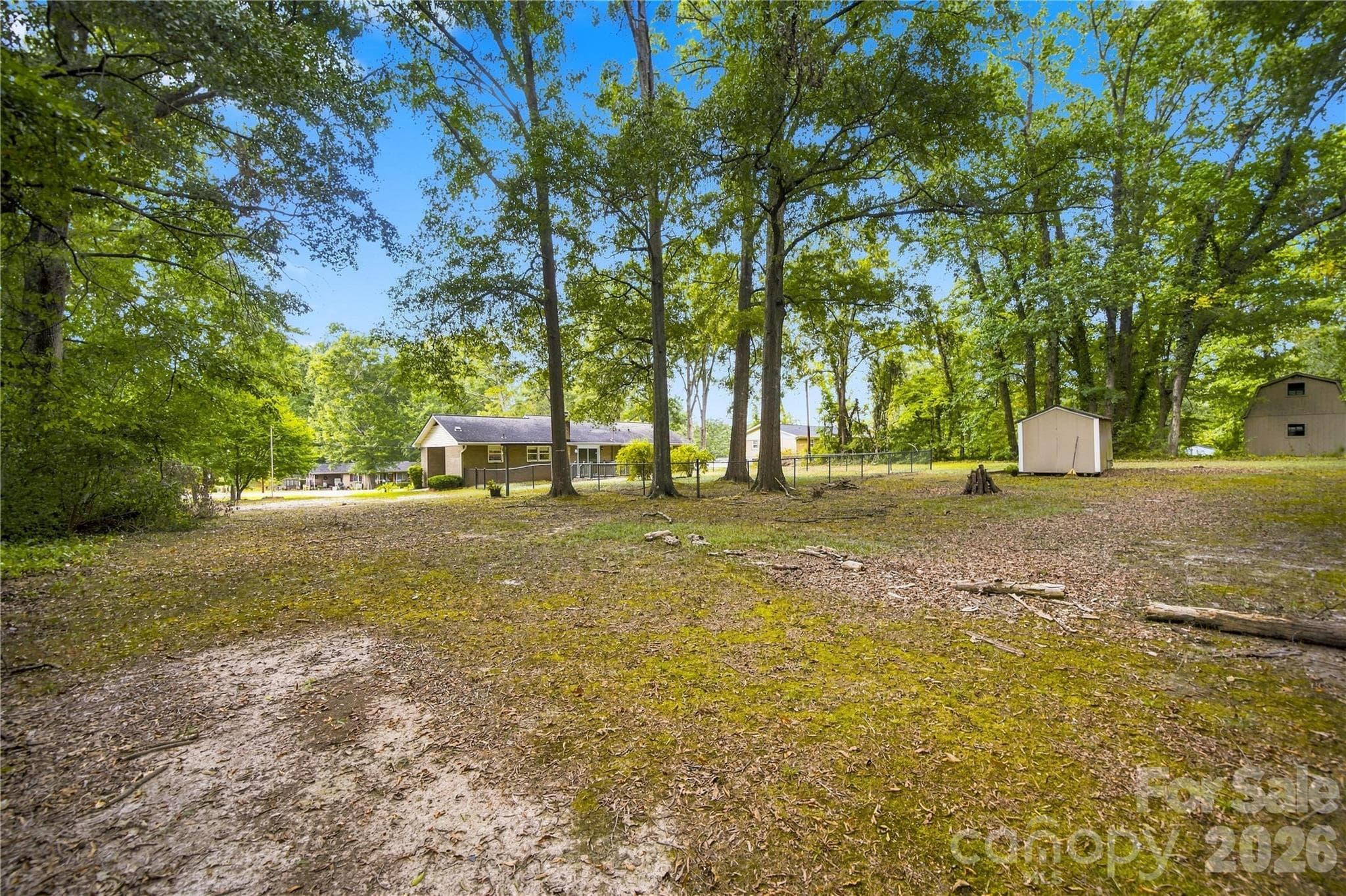 Single Family Residence at 556 Oakhaven Drive, Lancaster, photo 41 of 46
