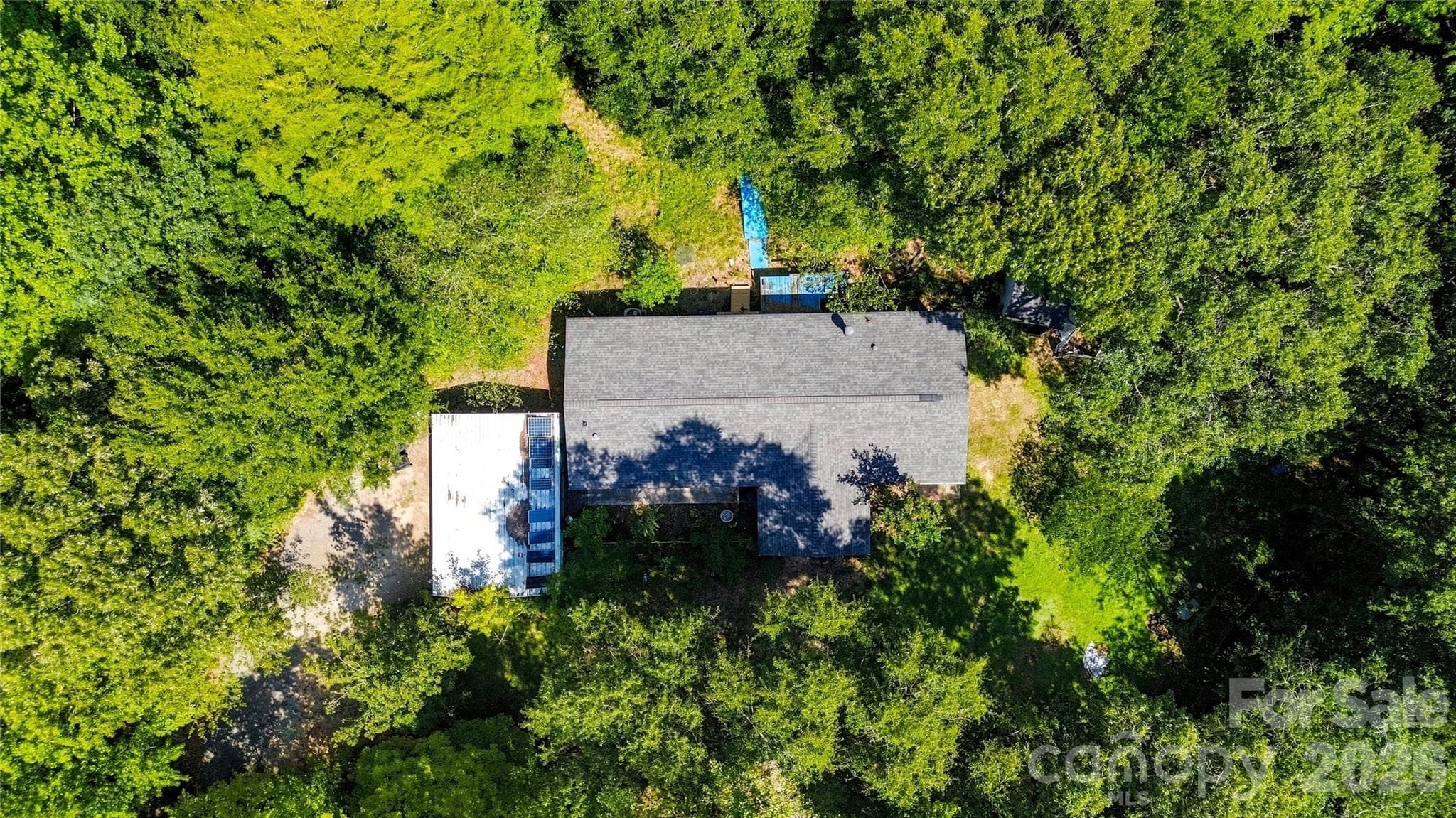 Single Family Residence at 556 Oakhaven Drive, Lancaster, photo 45 of 46