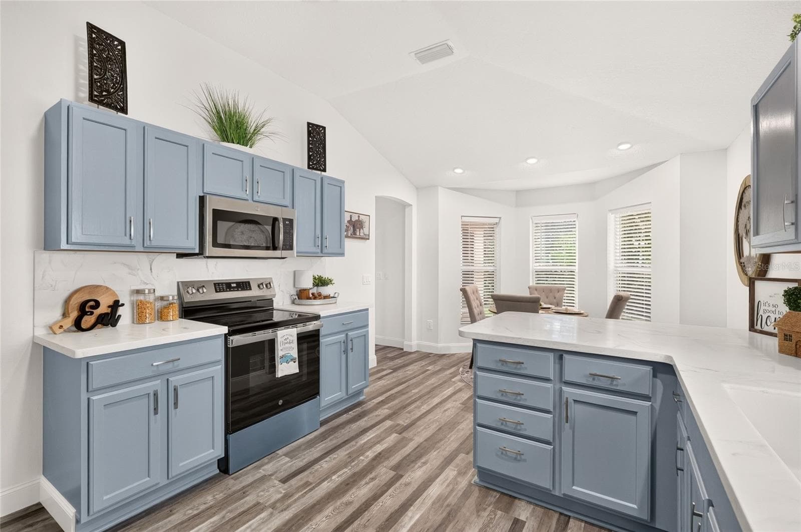Single Family Residence at 1238 AUGUSTINE DR, THE VILLAGES, photo 30 of 66