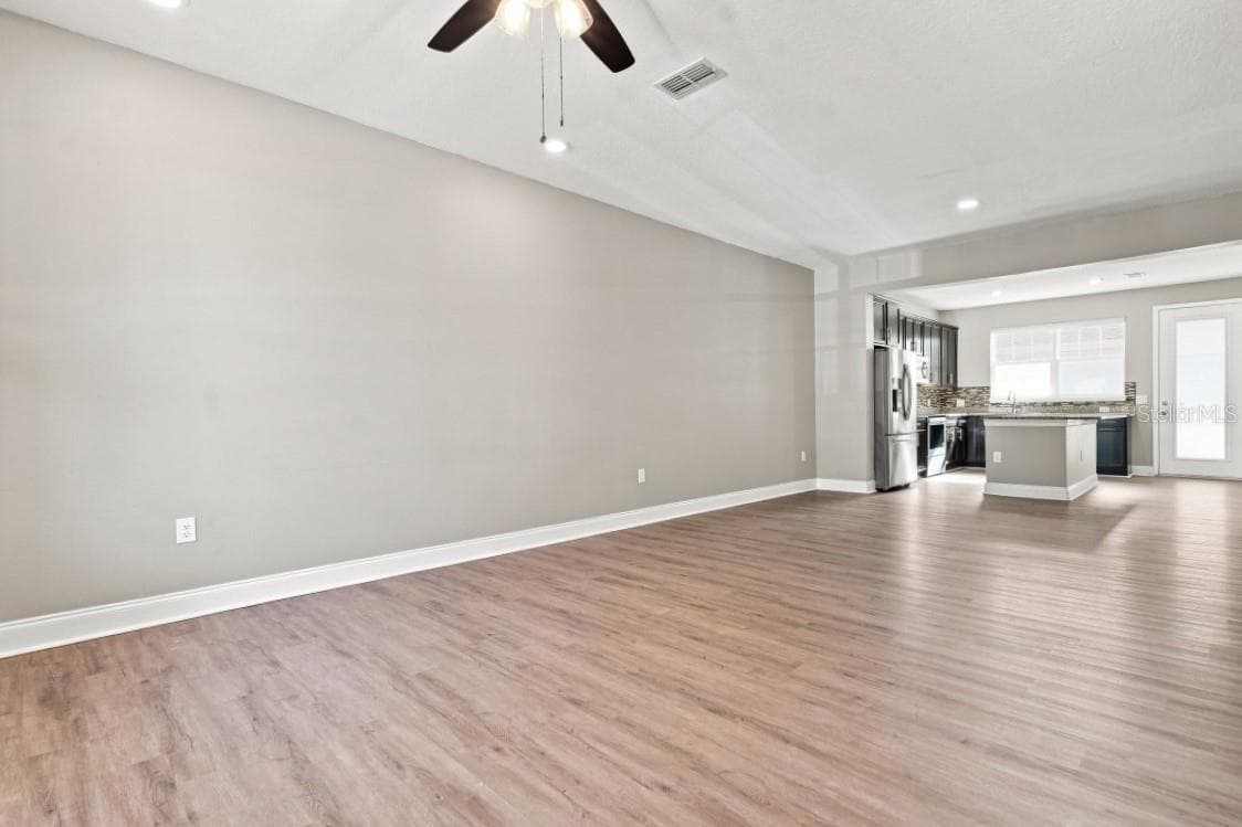 Townhouse at 1511 SWEET APPLE ST, OAKLAND, photo 3 of 42