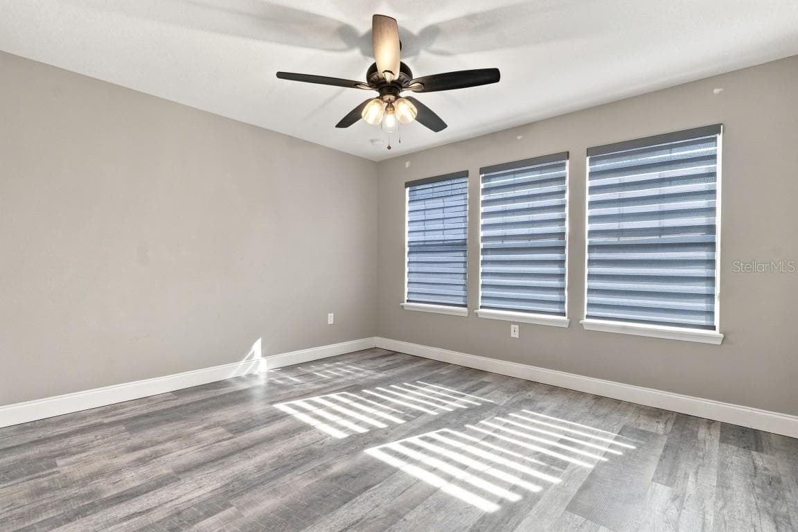Townhouse at 1511 SWEET APPLE ST, OAKLAND, photo 12 of 42
