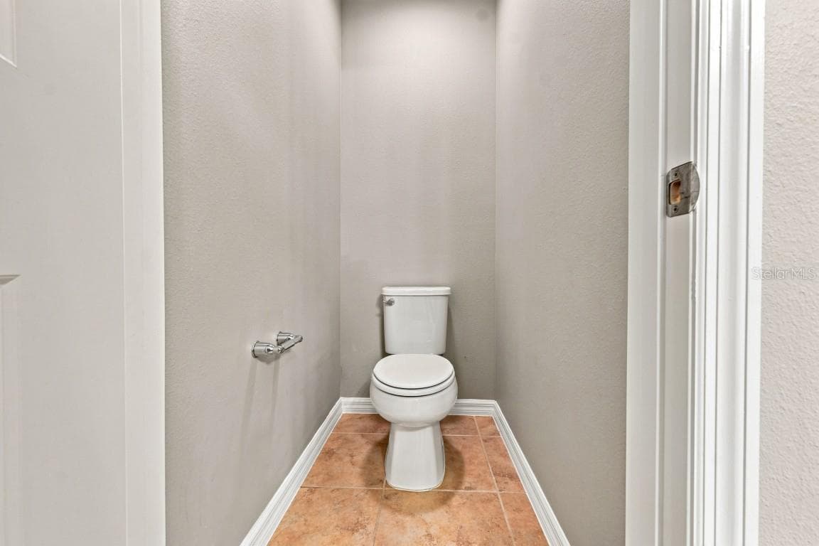 Townhouse at 1511 SWEET APPLE ST, OAKLAND, photo 31 of 42