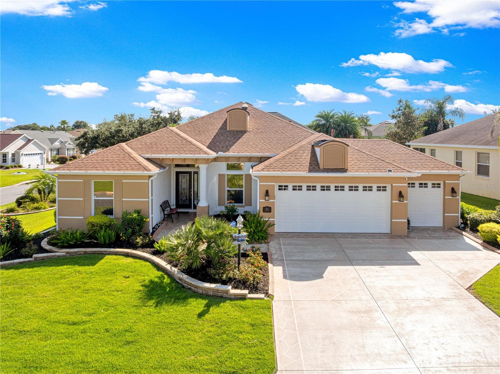 571 TROY LOOP