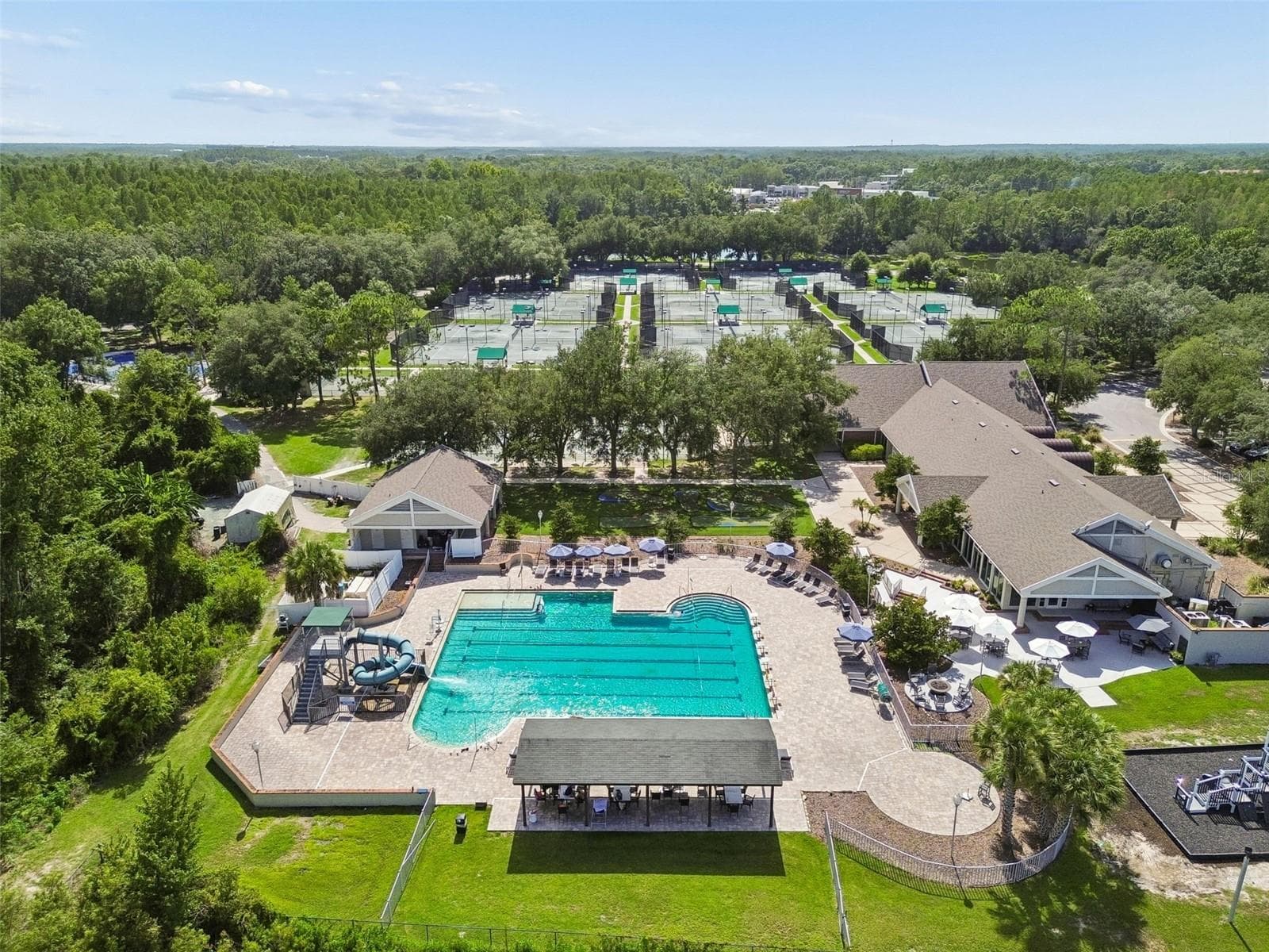 Single Family Residence at 9212 PINE ISLAND CT, TAMPA, photo 107 of 111