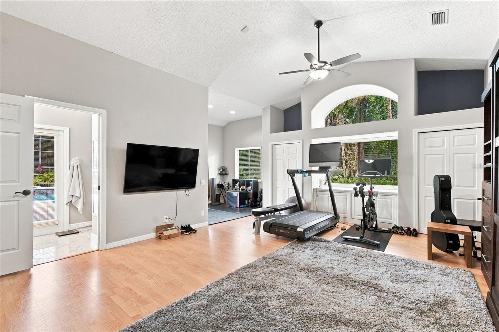 Single Family Residence at 9212 PINE ISLAND CT, TAMPA, photo 60 of 111