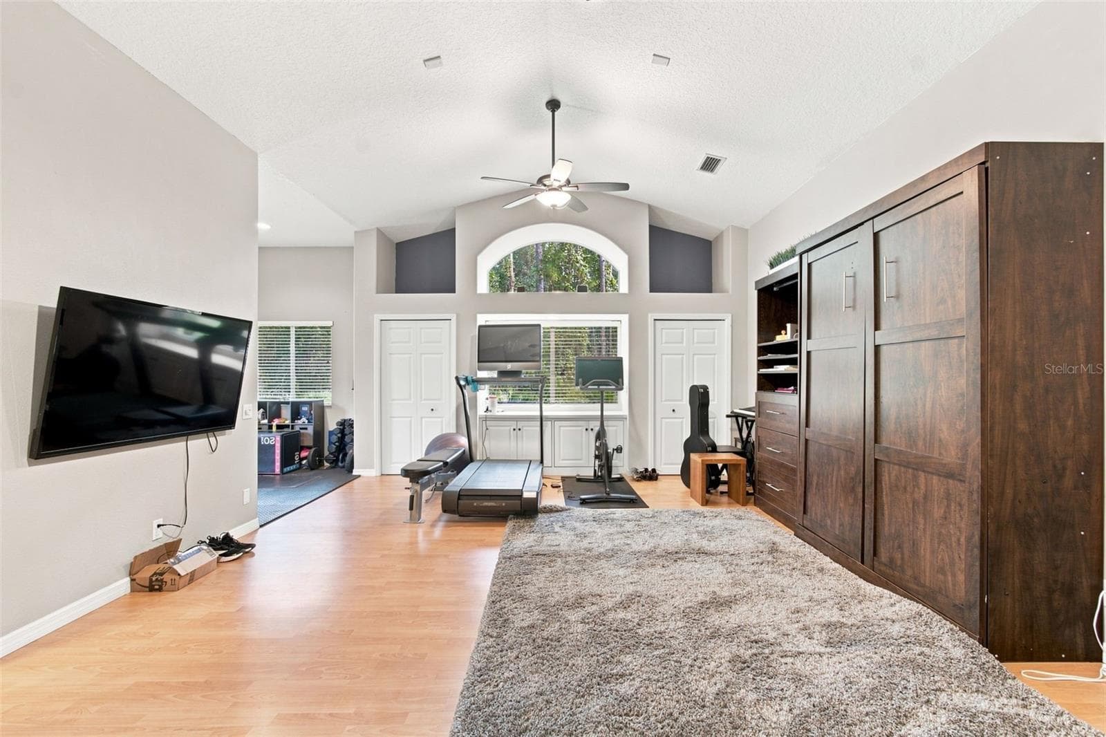 Single Family Residence at 9212 PINE ISLAND CT, TAMPA, photo 59 of 111