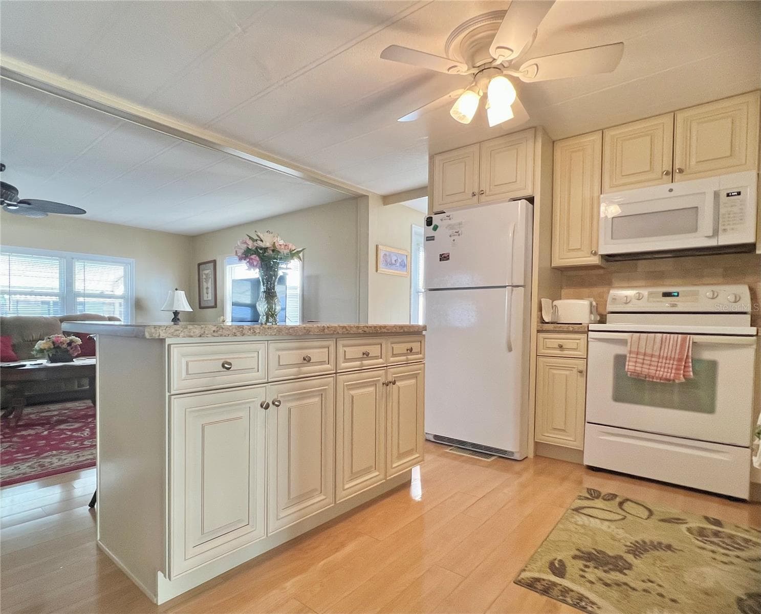 Mobile Home at 1100 BELCHER RD S #113, LARGO, photo 7 of 38