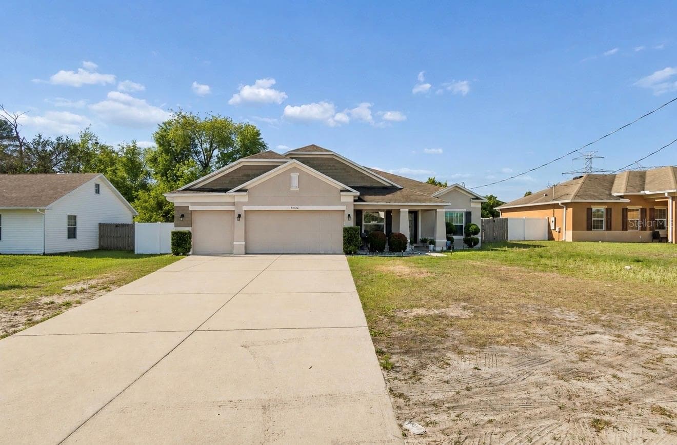 13046 LINDEN DR