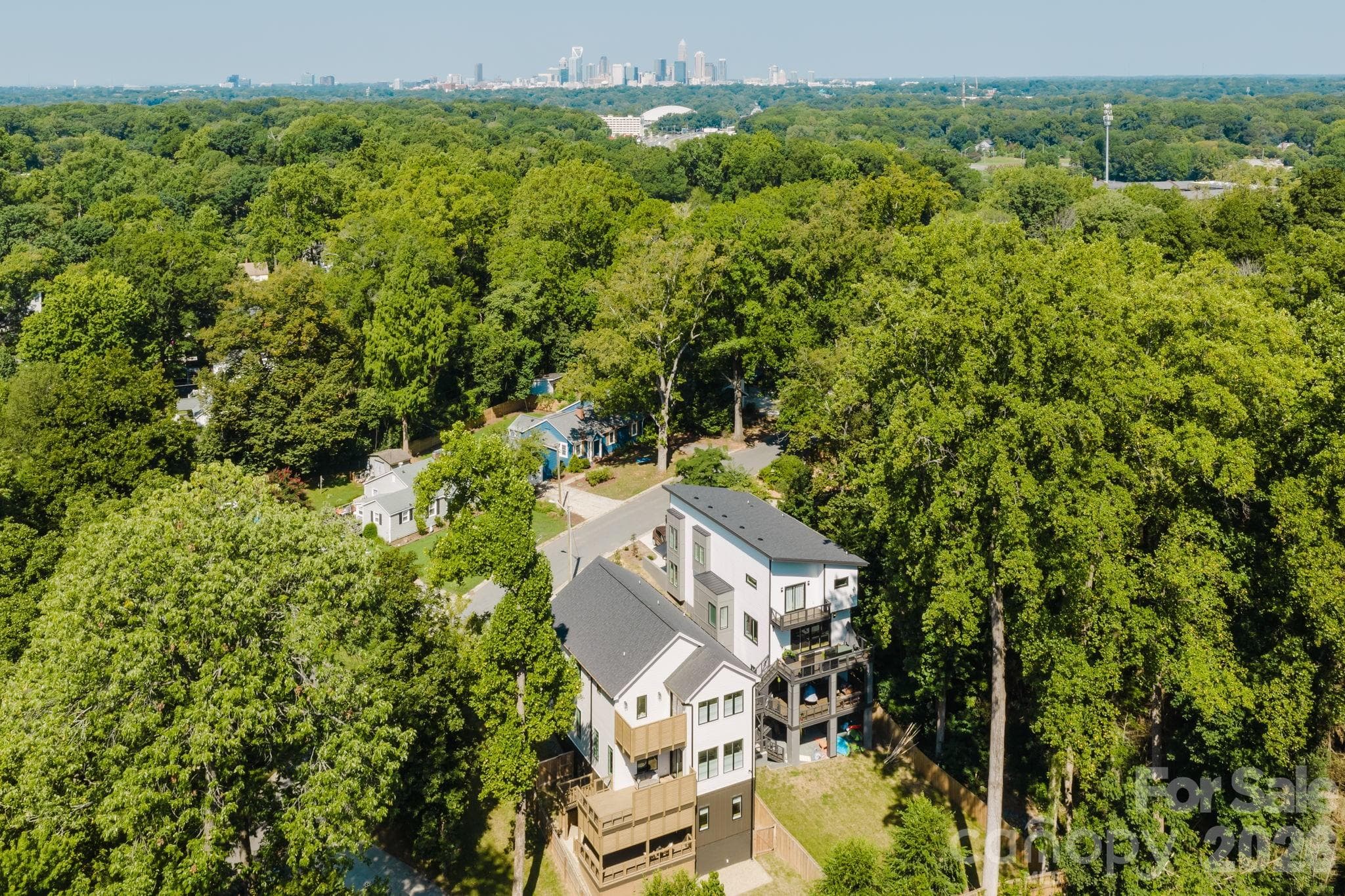Single Family Residence at 4325 Raney Way, Charlotte, photo 2 of 48