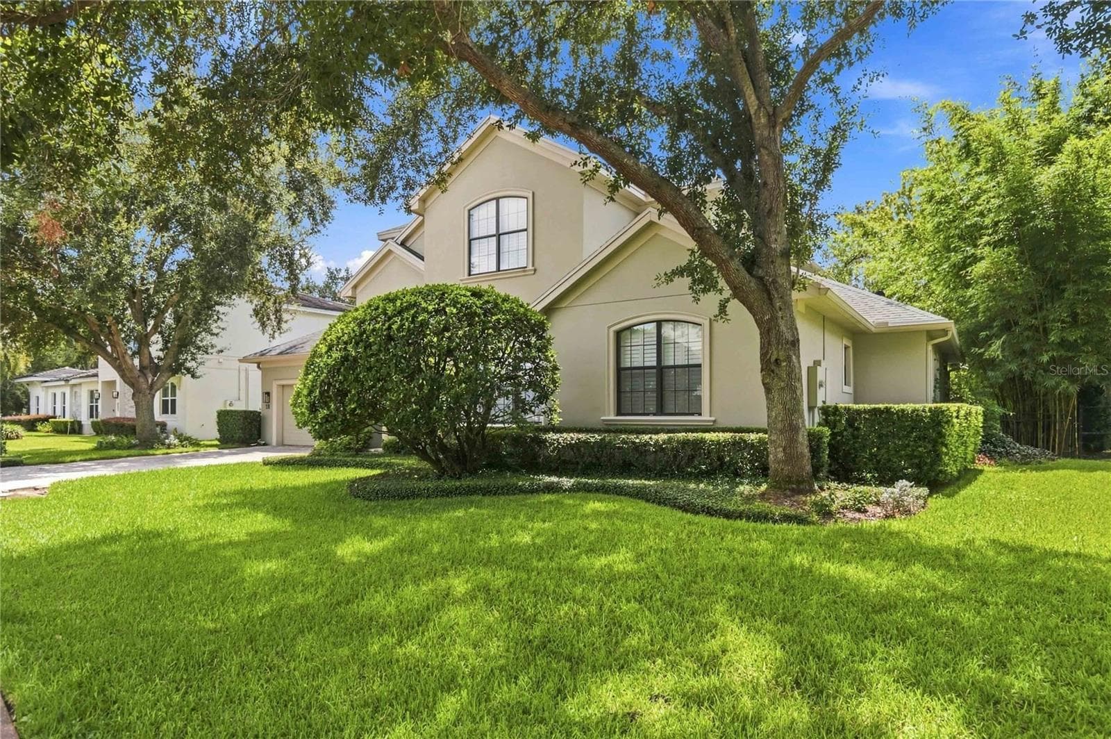 Single Family Residence at 438 HARBOUR OAKS POINTE DR, ORLANDO, photo 3 of 61