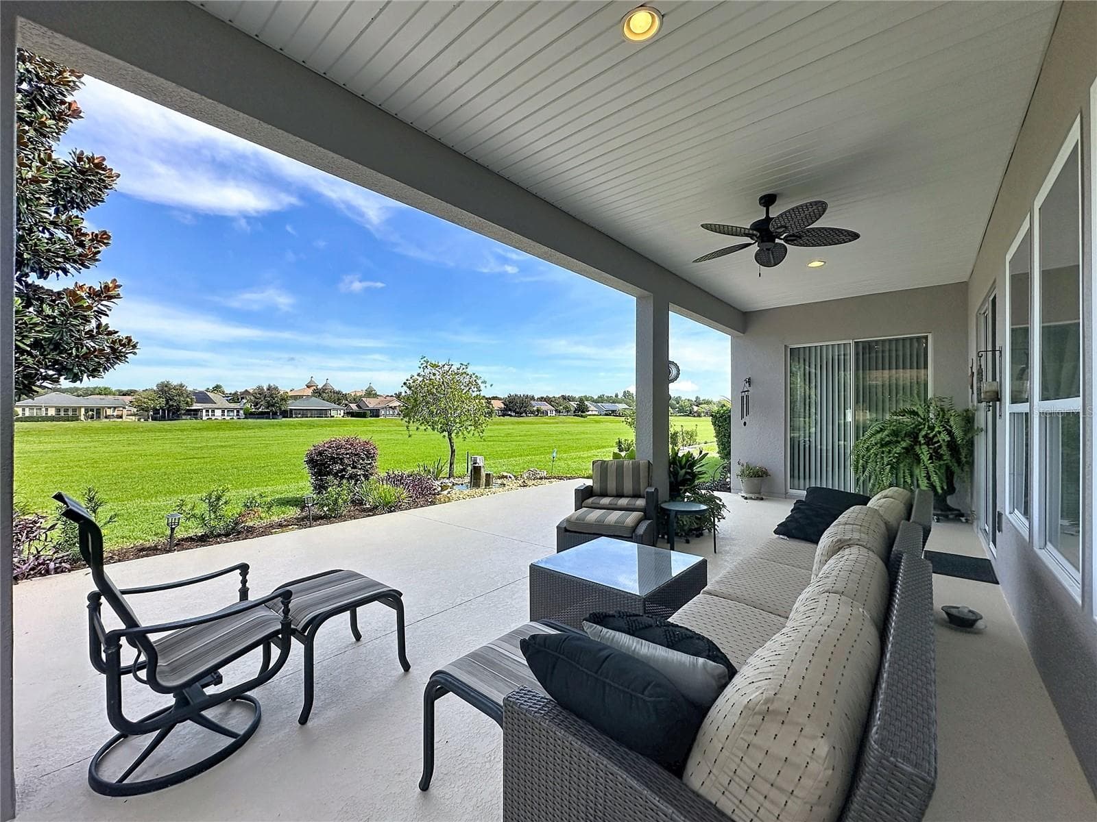 Single Family Residence at 145 BAYOU BEND RD, GROVELAND, photo 62 of 99