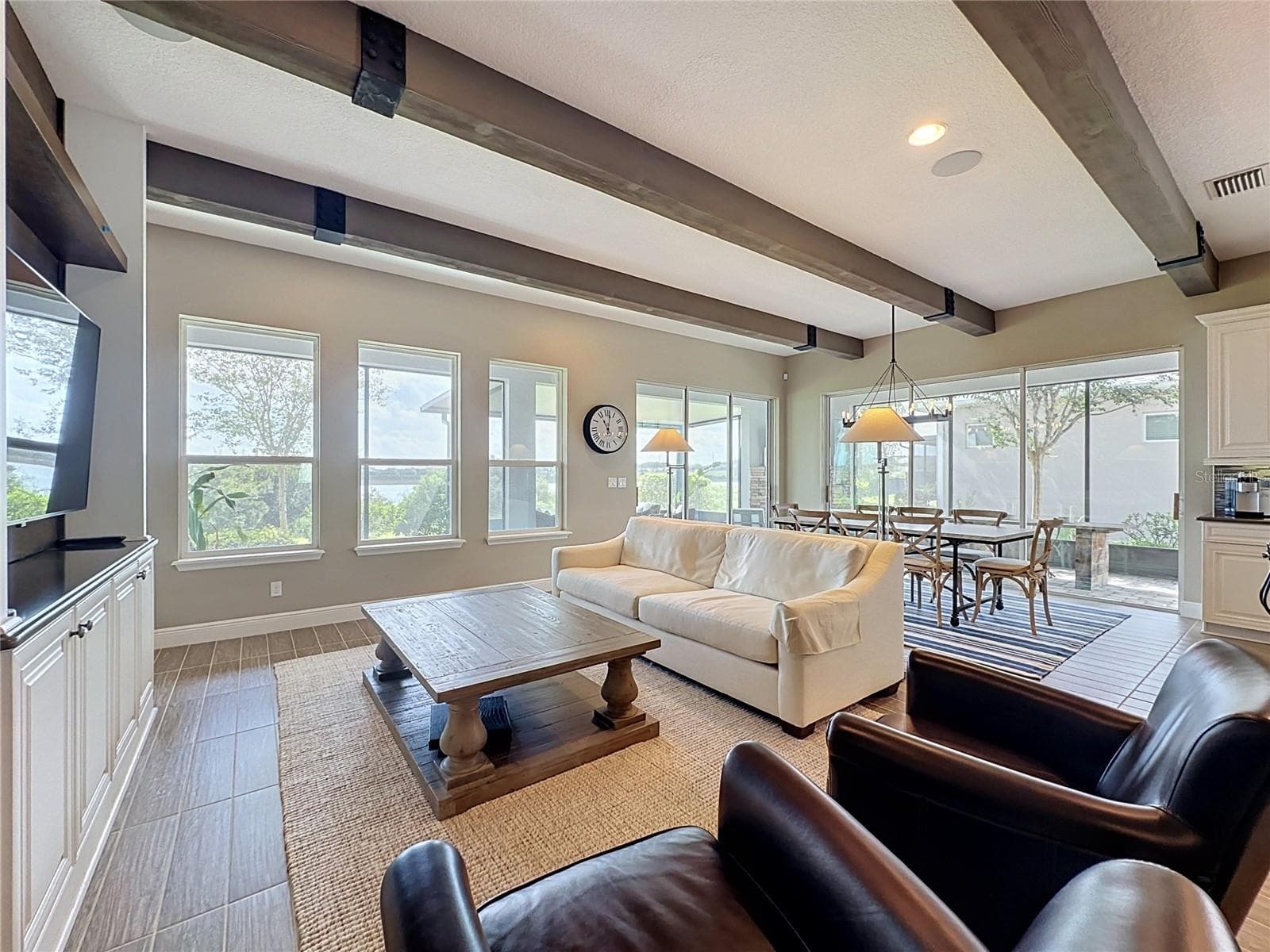 Single Family Residence at 264 SILVER MAPLE RD, GROVELAND, photo 11 of 91
