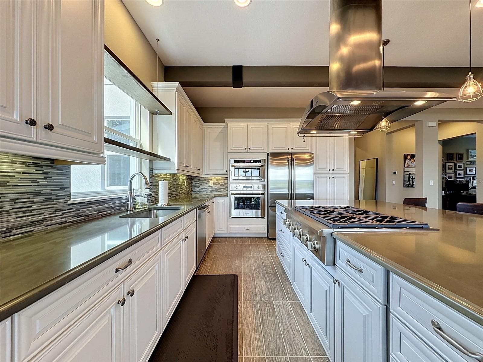 Single Family Residence at 264 SILVER MAPLE RD, GROVELAND, photo 25 of 91