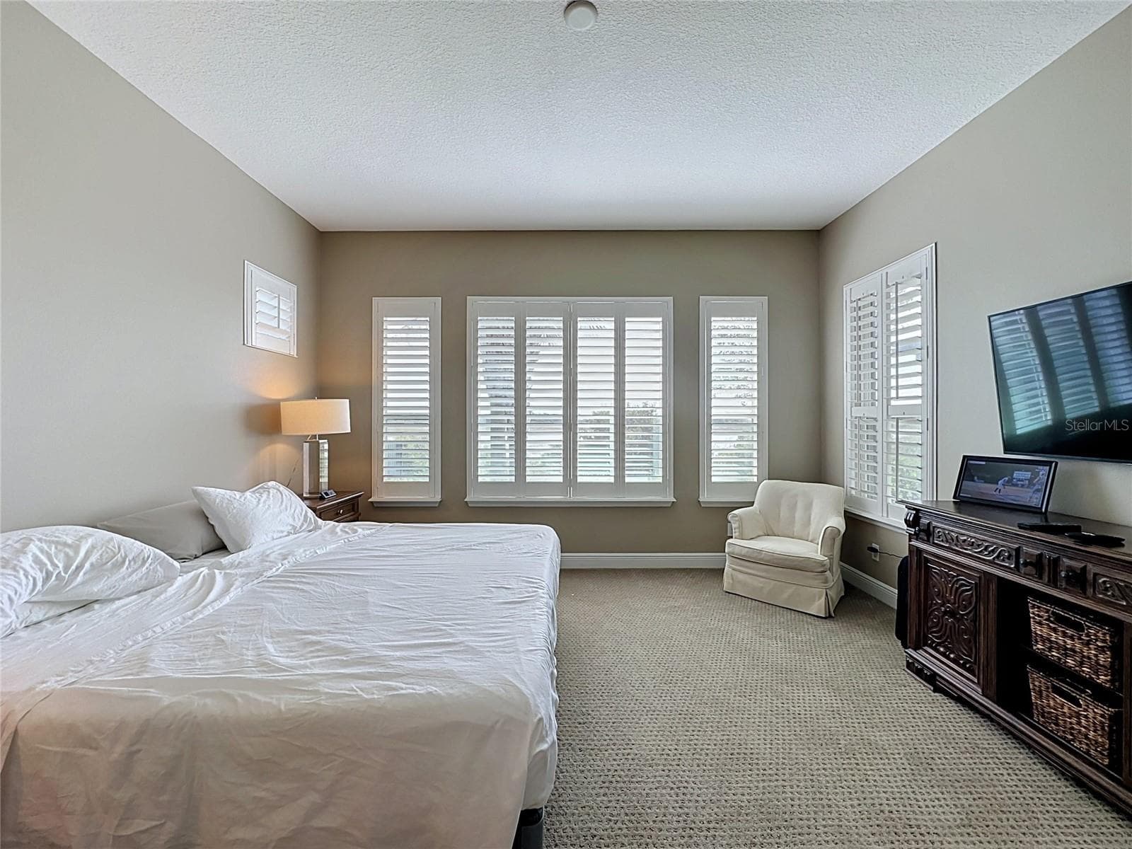 Single Family Residence at 264 SILVER MAPLE RD, GROVELAND, photo 32 of 91