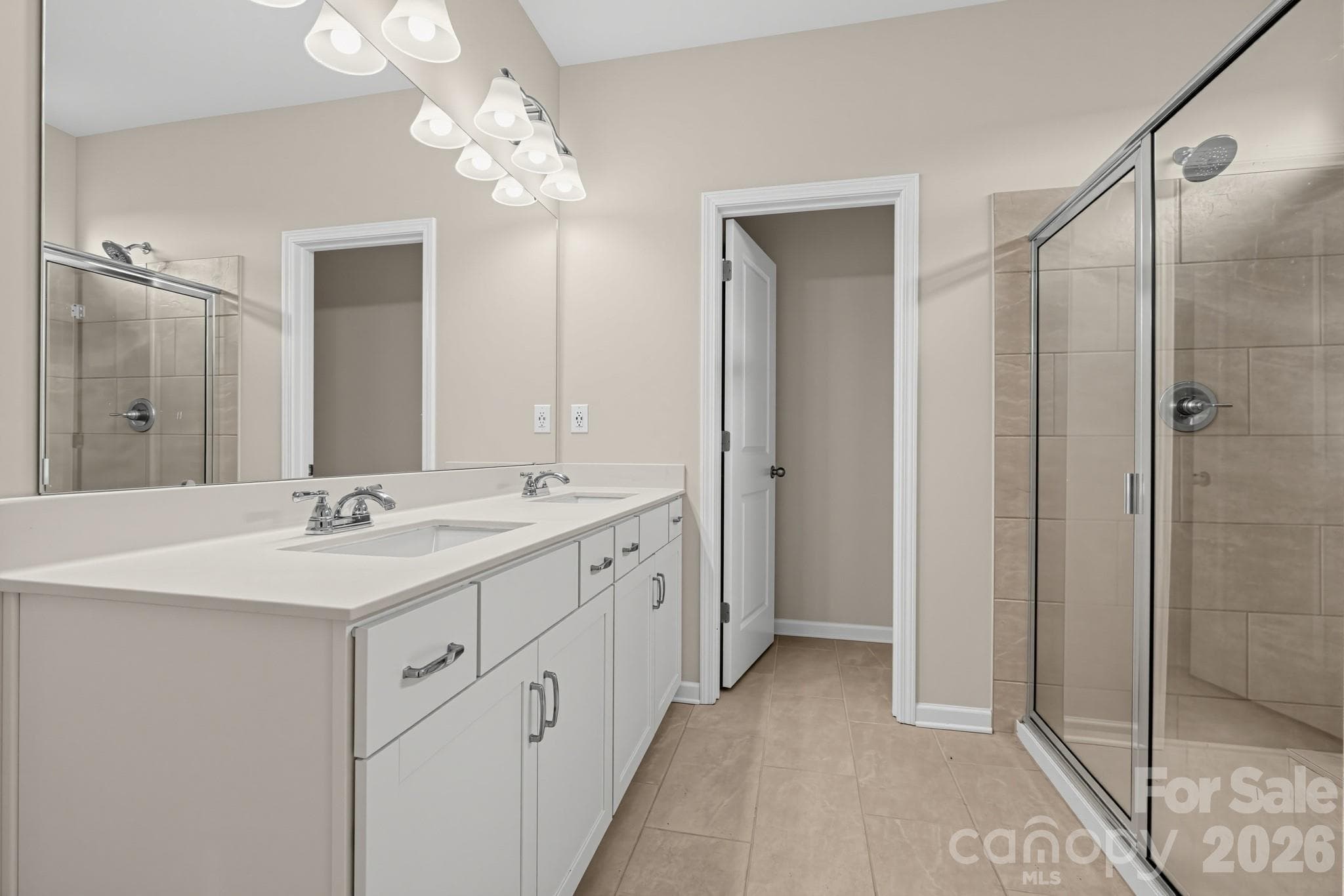 Main bathroom - 1780 Troon Drive, Salisbury