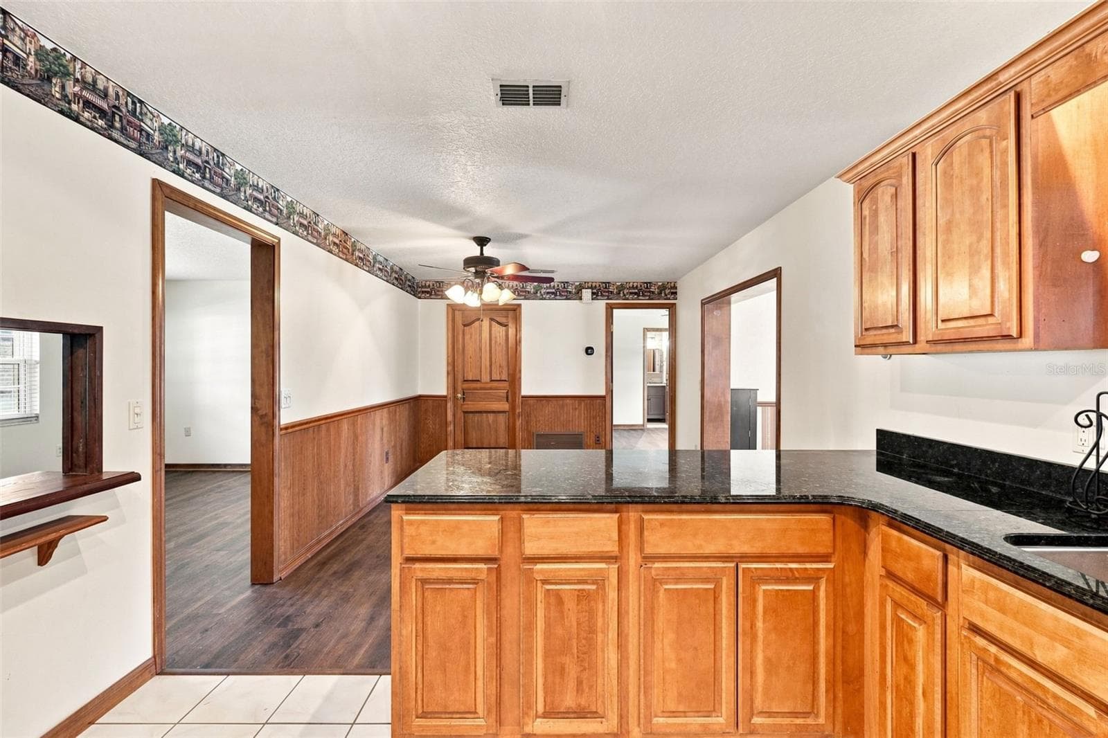 Single Family Residence at 625 PEARL RD, WINTER SPRINGS, photo 8 of 37