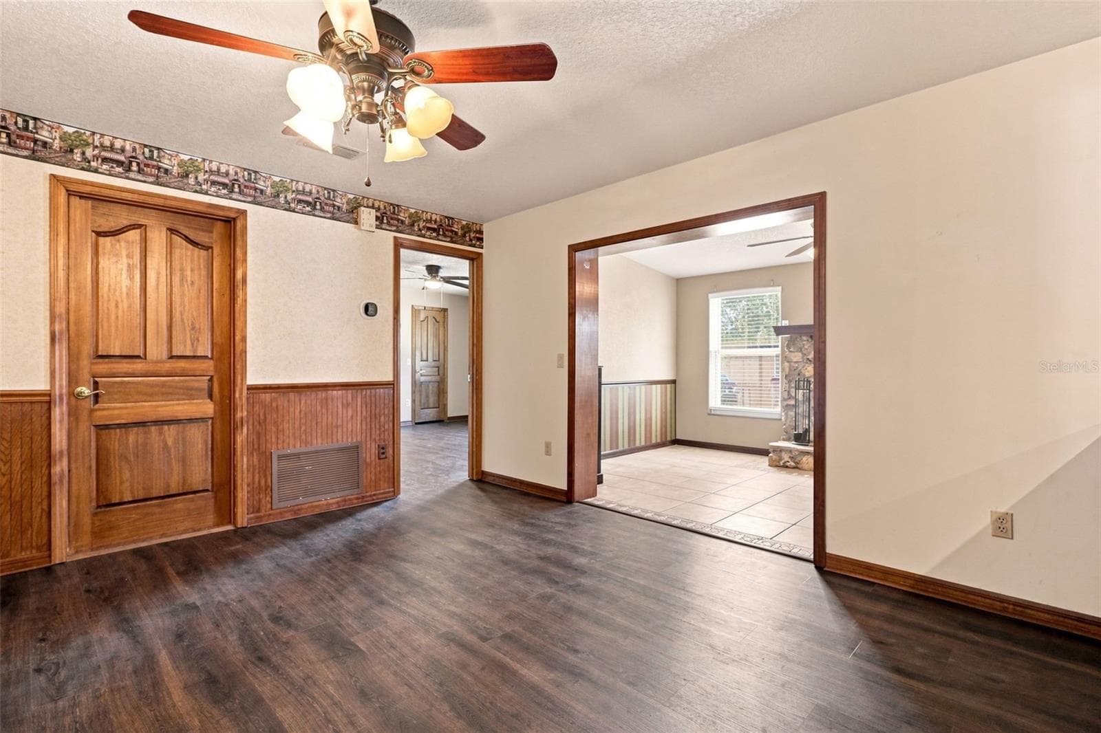 Single Family Residence at 625 PEARL RD, WINTER SPRINGS, photo 10 of 37