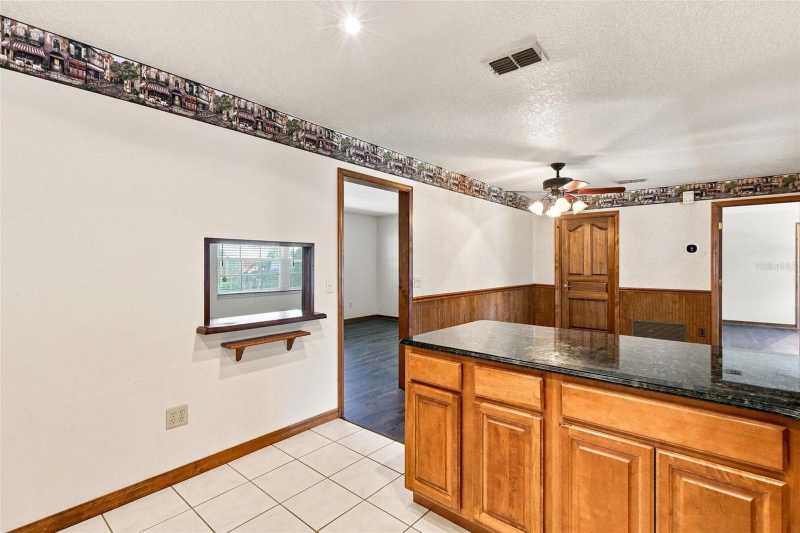 Single Family Residence at 625 PEARL RD, WINTER SPRINGS, photo 12 of 37