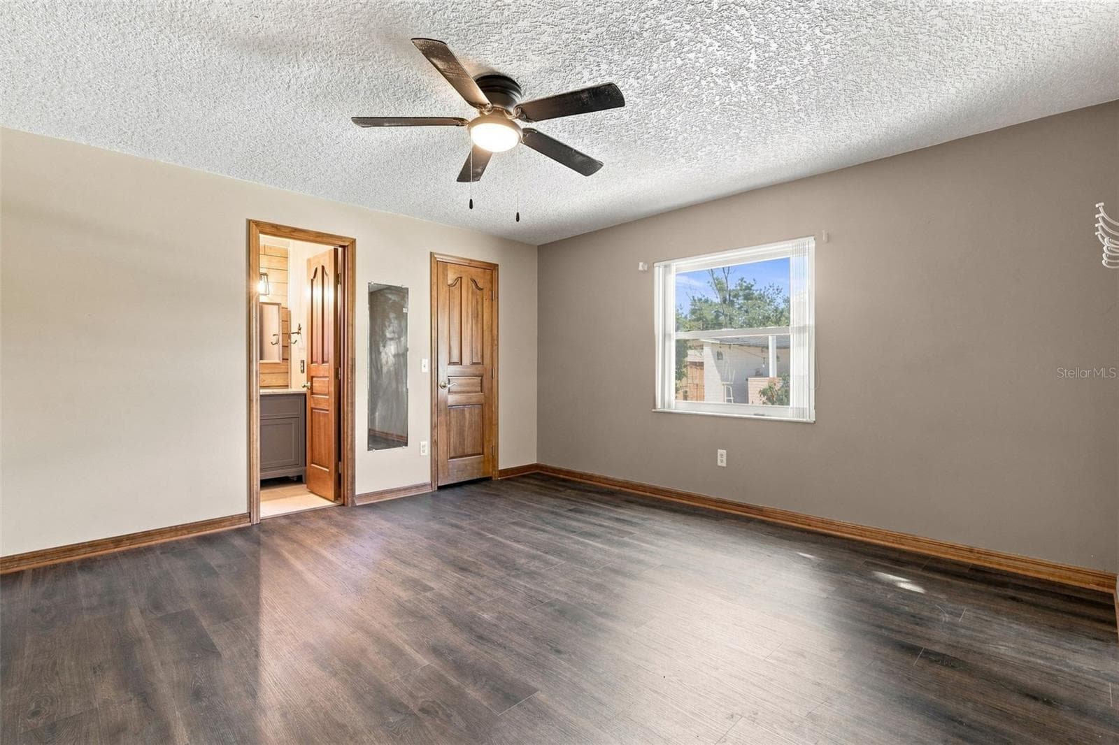 Single Family Residence at 625 PEARL RD, WINTER SPRINGS, photo 14 of 37