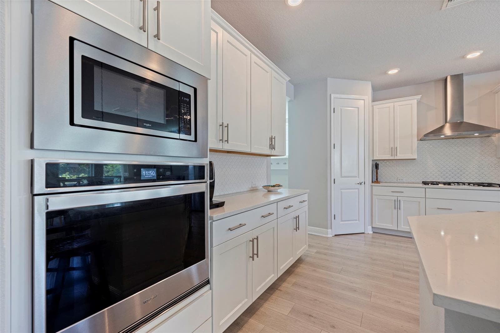 Single Family Residence at 4626 10TH AVE N, ST PETERSBURG, photo 11 of 47